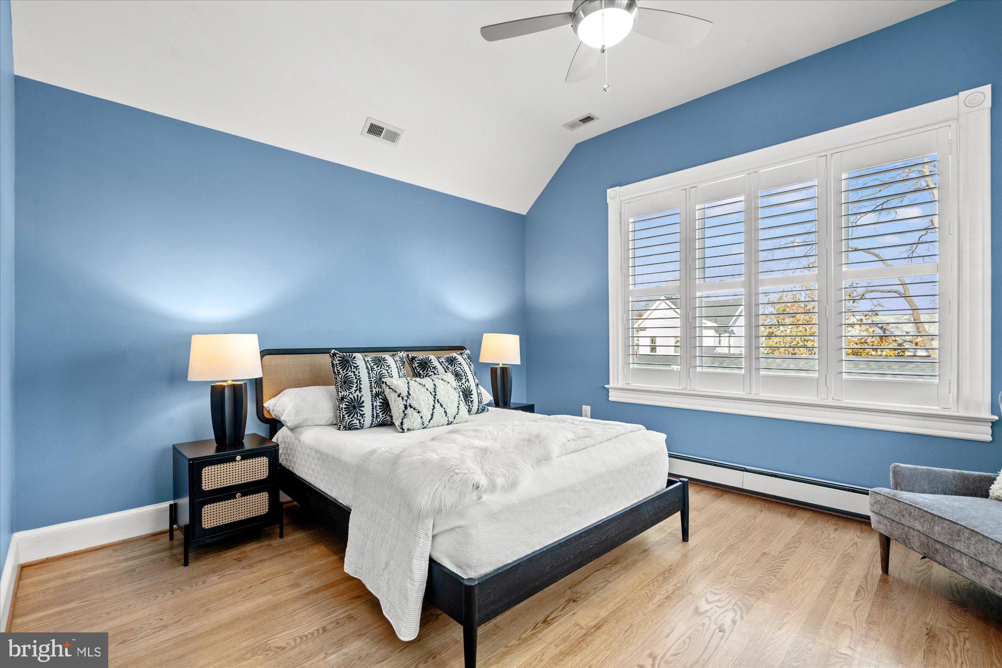 ST ELMO - Residential