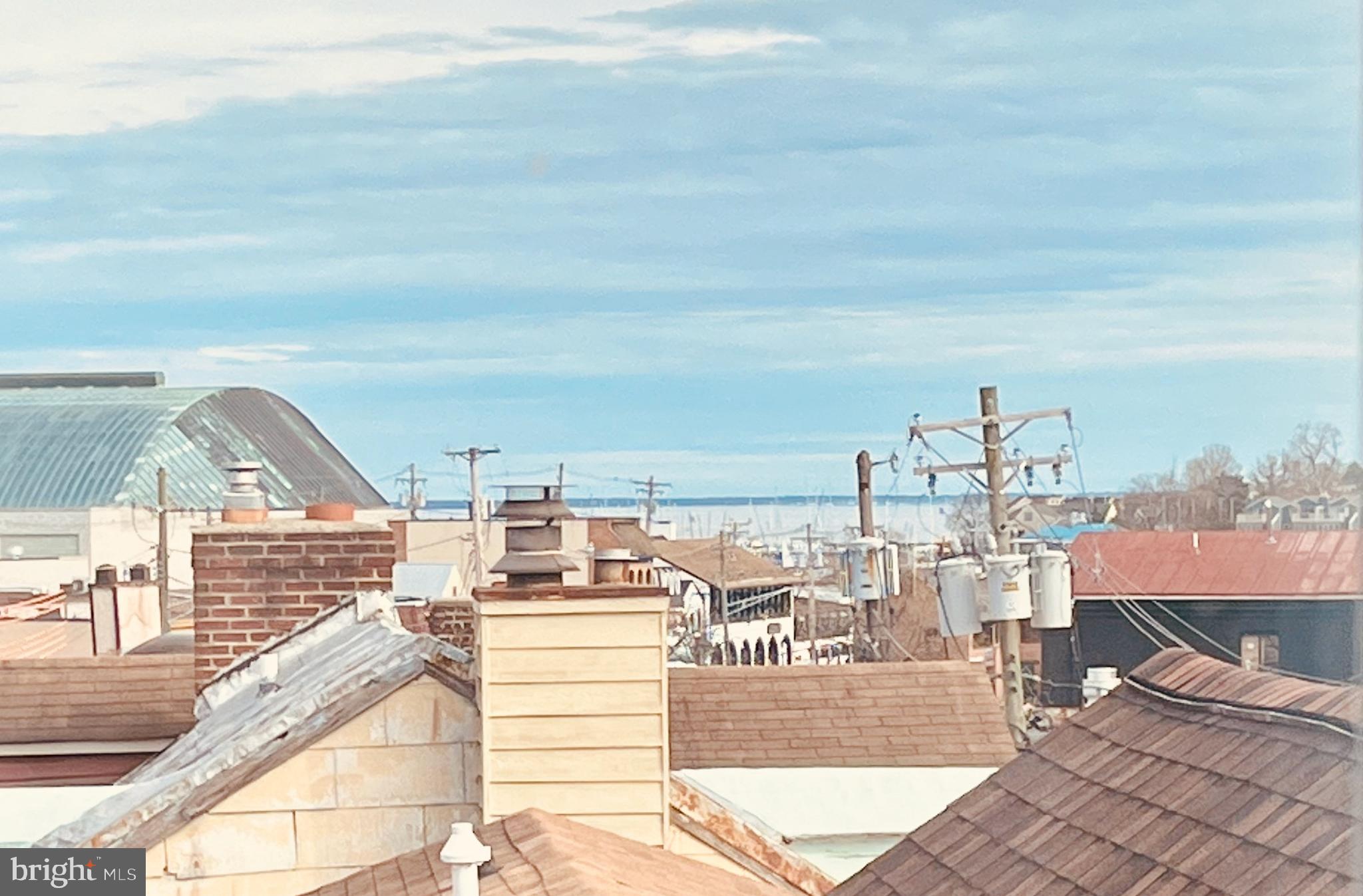 HISTORIC DISTRICT - Residential Lease