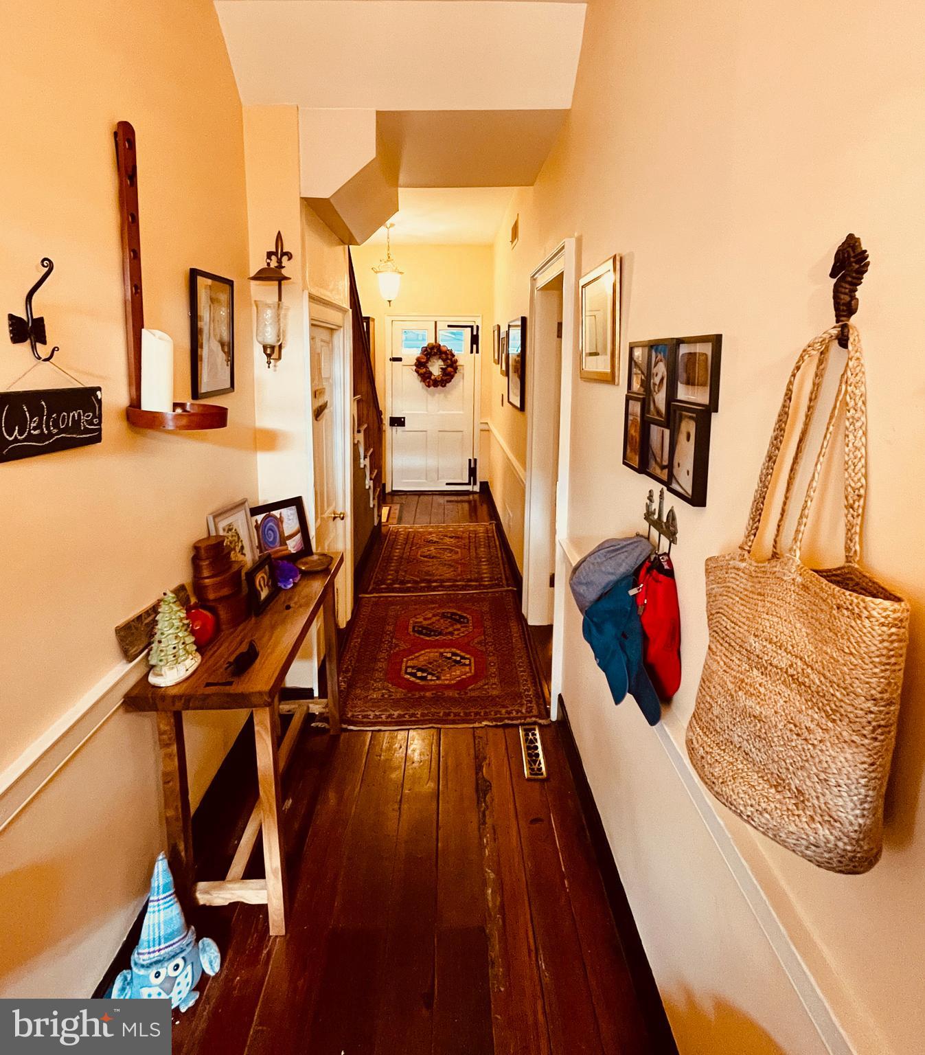 HISTORIC DISTRICT - Residential Lease