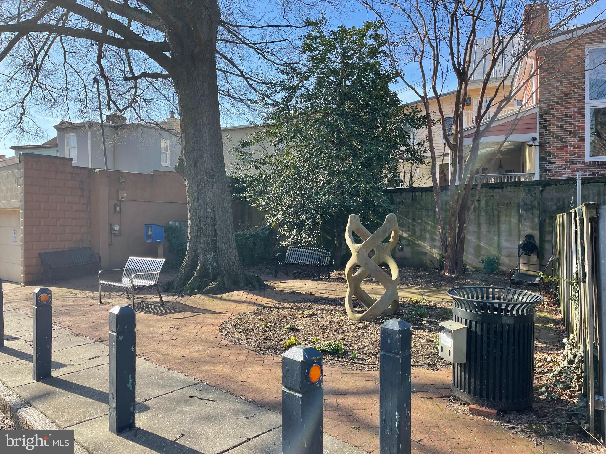 HISTORIC DISTRICT - Residential Lease