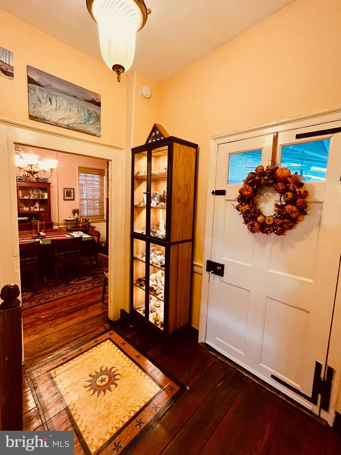 HISTORIC DISTRICT - Residential Lease