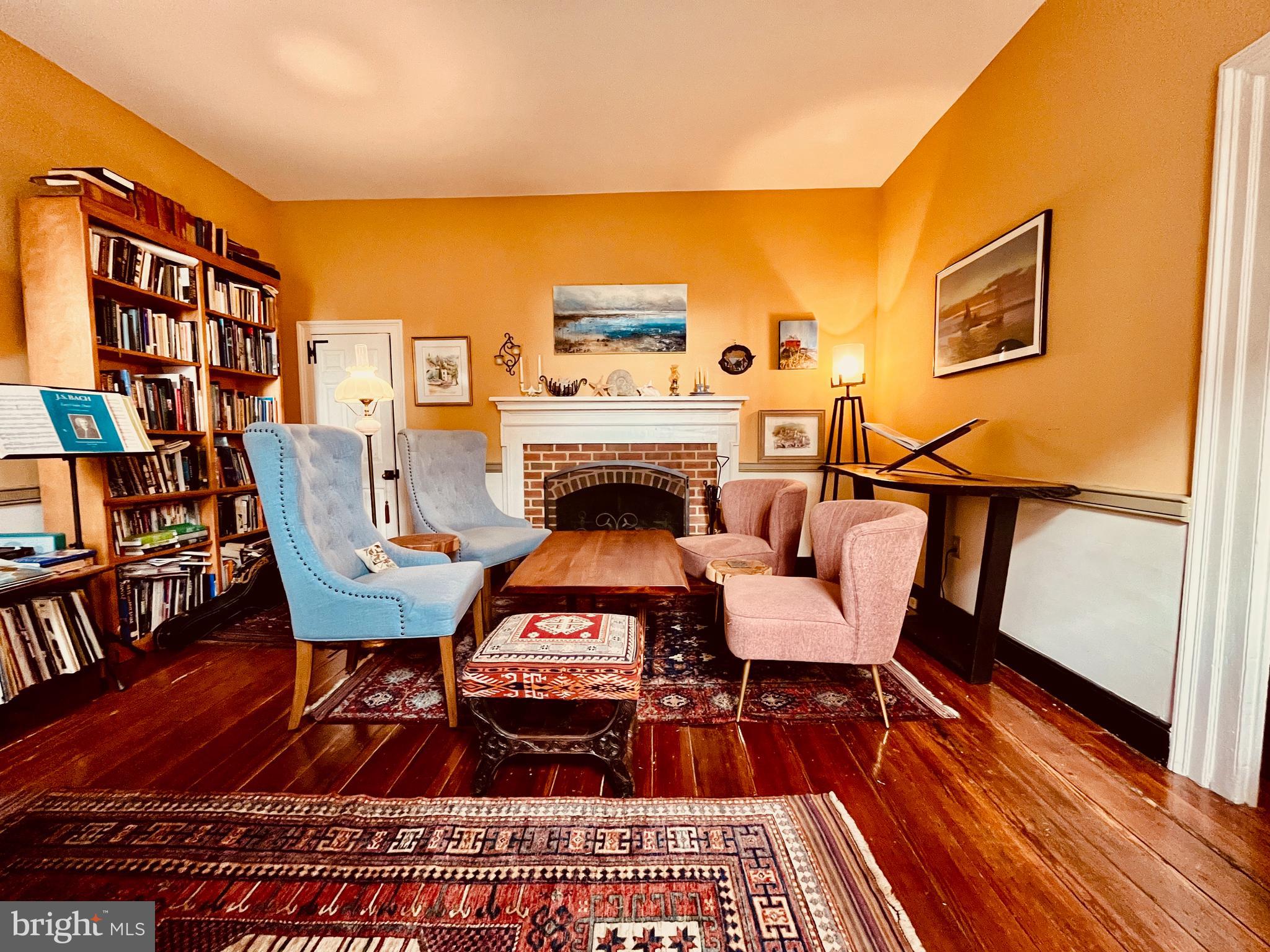 HISTORIC DISTRICT - Residential Lease