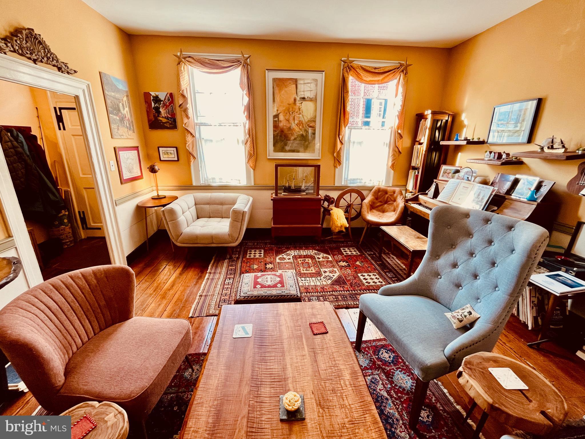 HISTORIC DISTRICT - Residential Lease