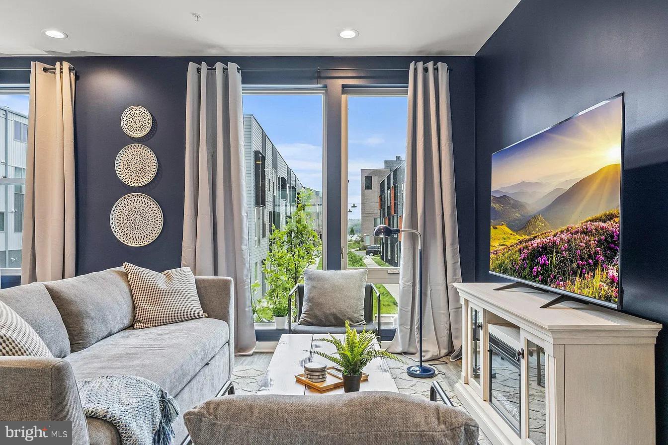 PHILADELPHIA - Residential