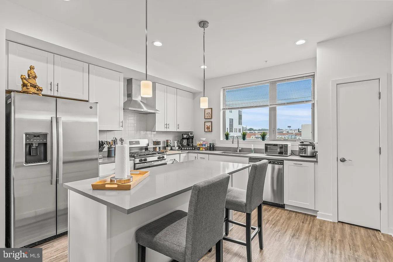 PHILADELPHIA - Residential