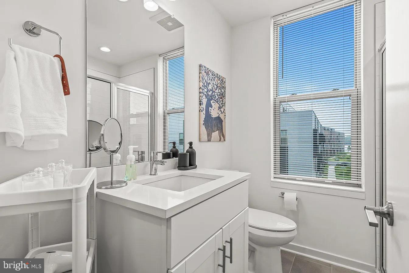 PHILADELPHIA - Residential