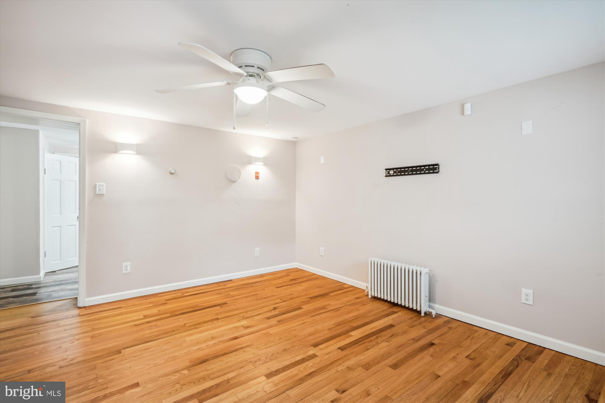 CAMBRIDGE - Residential