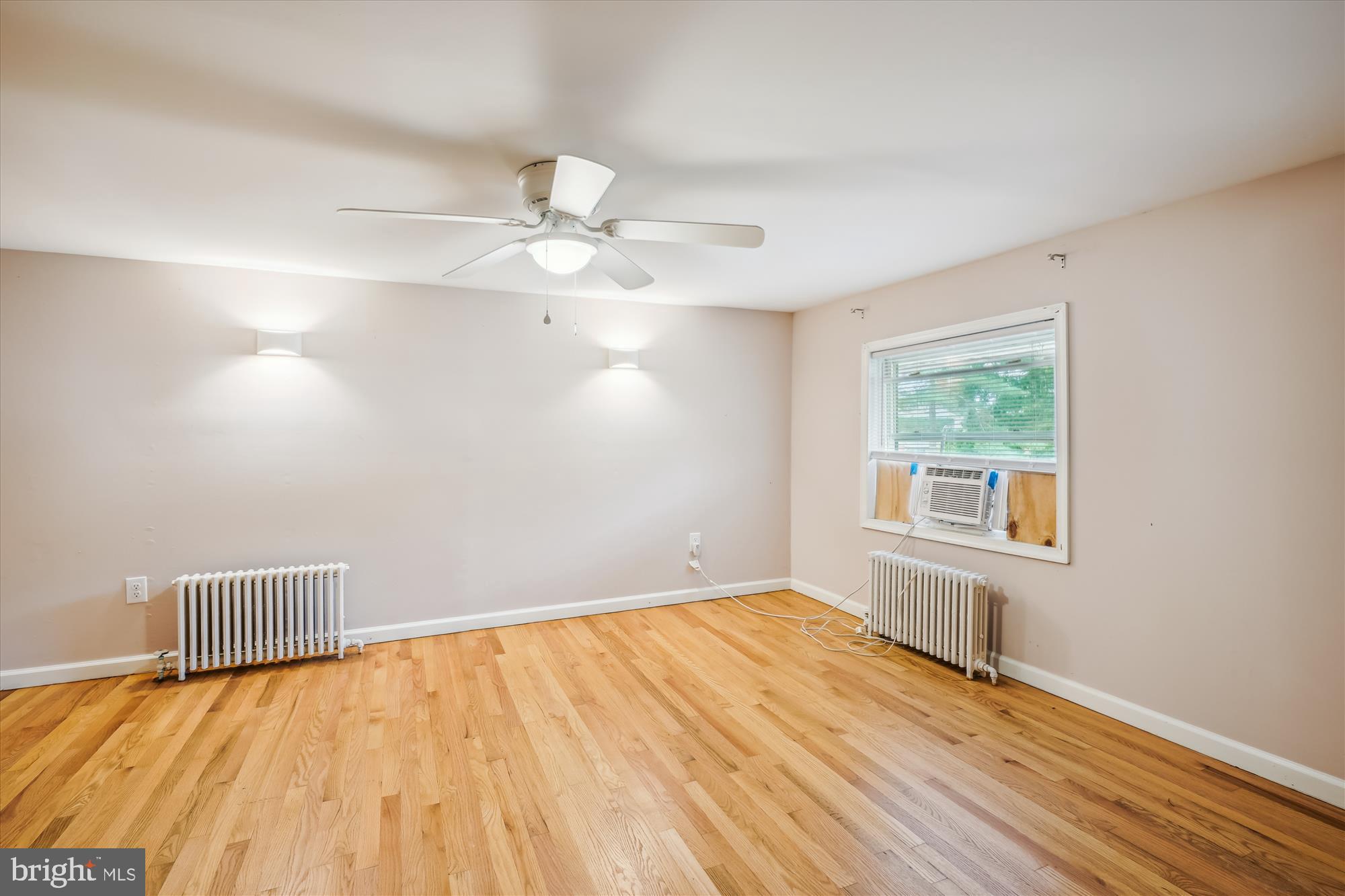 CAMBRIDGE - Residential