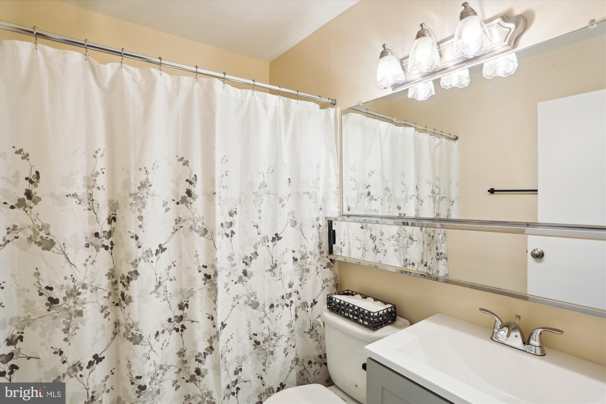 ORCHARD PLACE - Residential