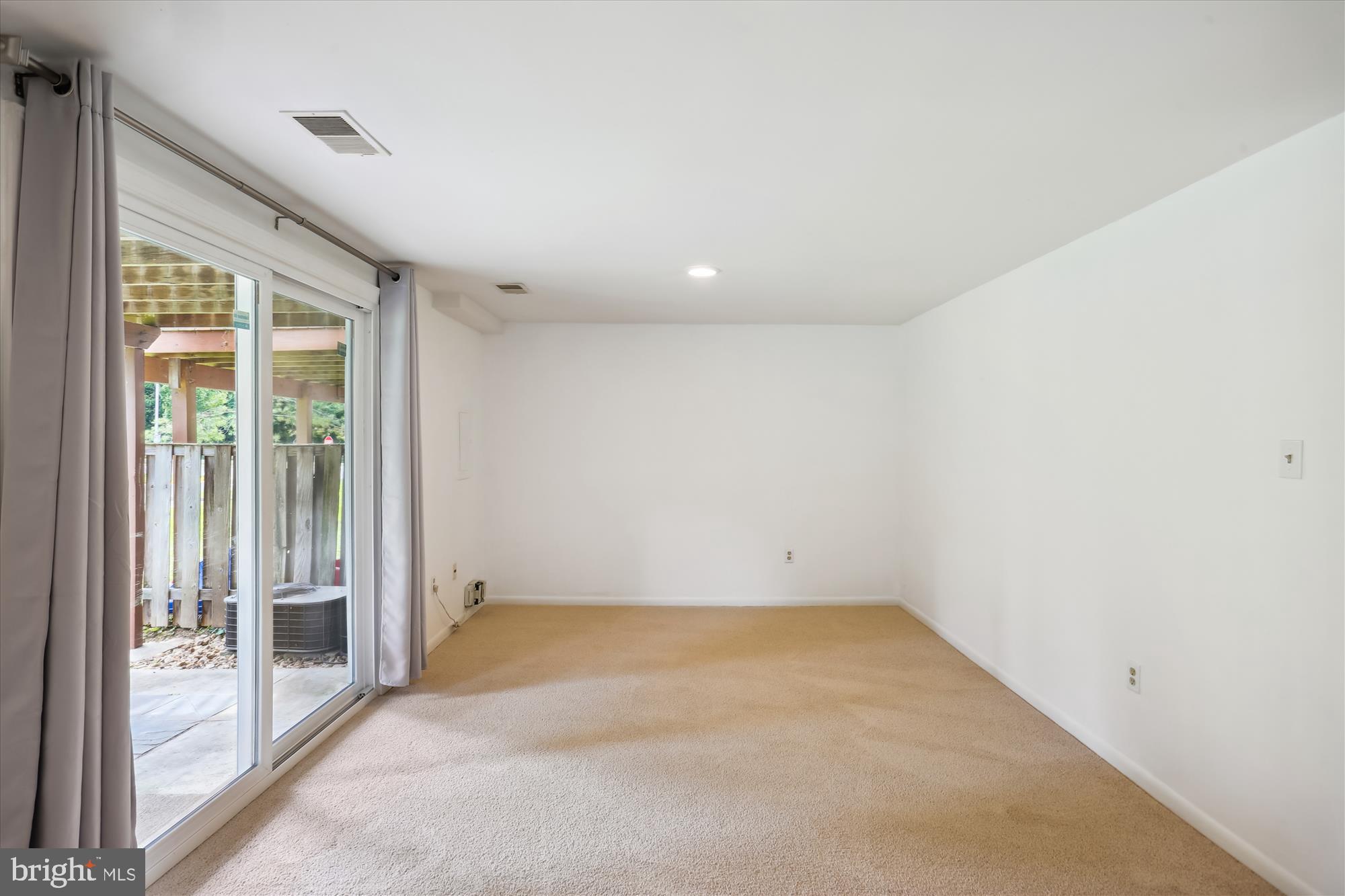 ORCHARD PLACE - Residential