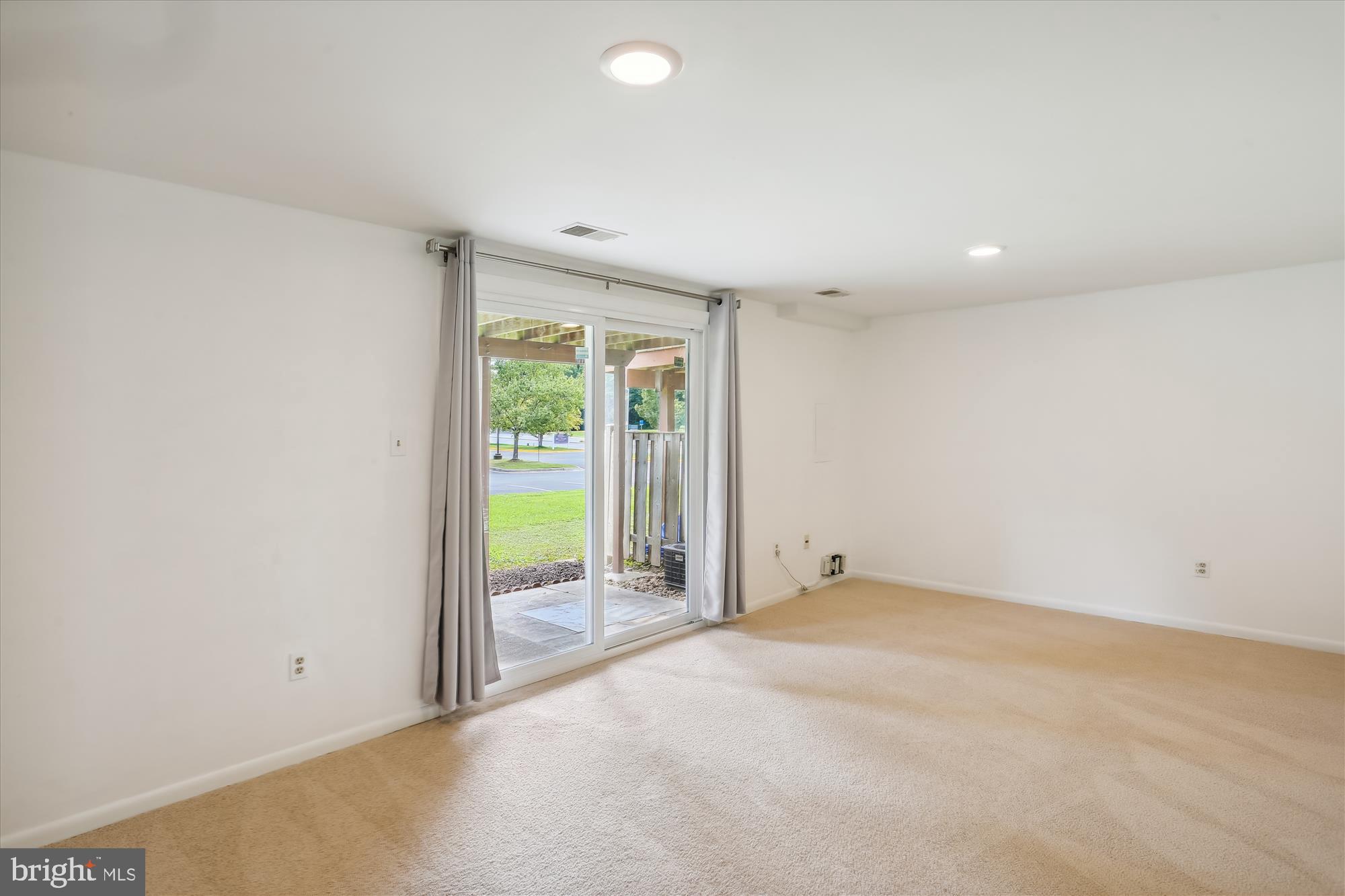 ORCHARD PLACE - Residential