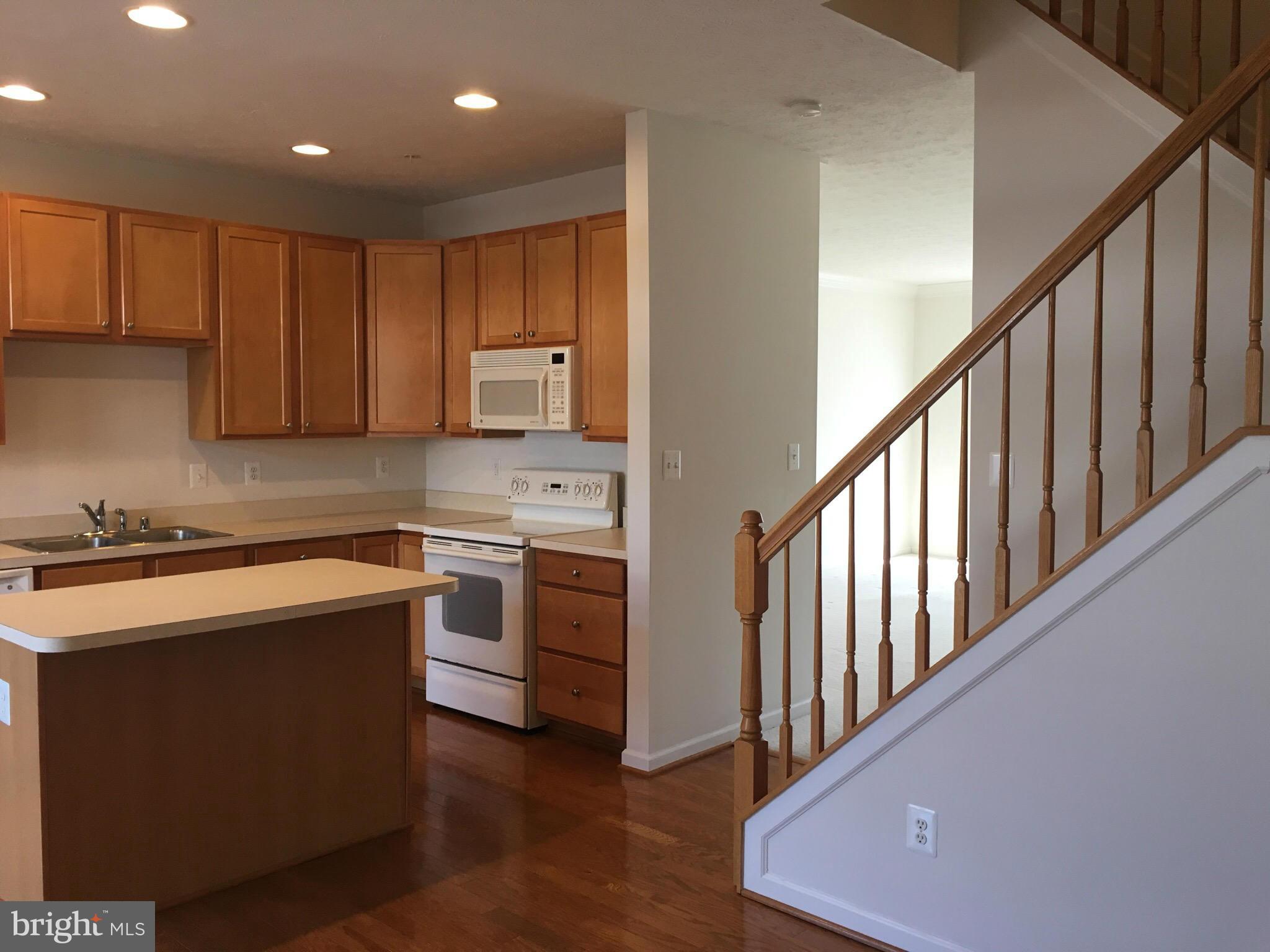 EAGLES LANDING AT WATERS EDGE - Residential