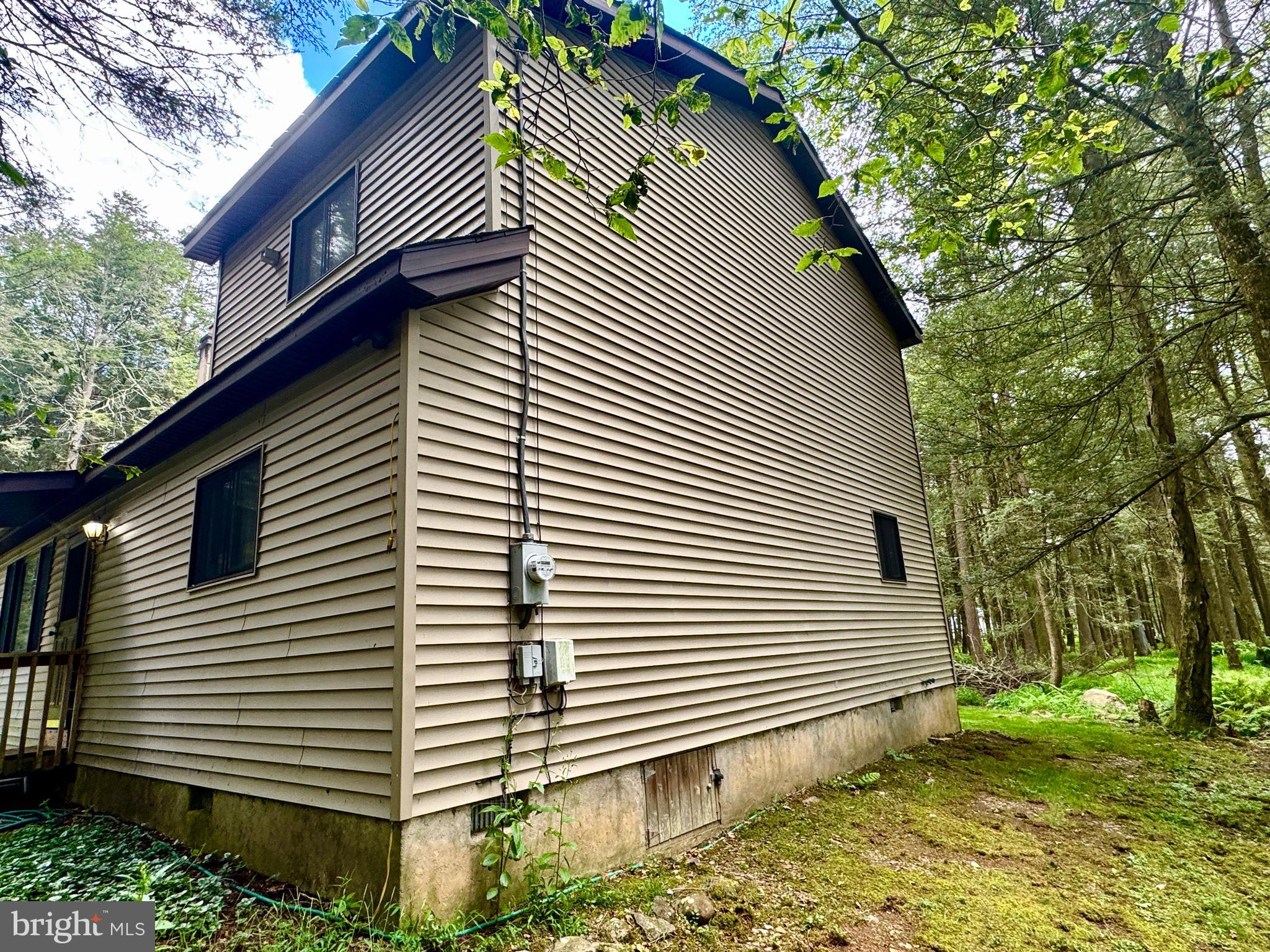 HOLIDAY POCONO - Residential