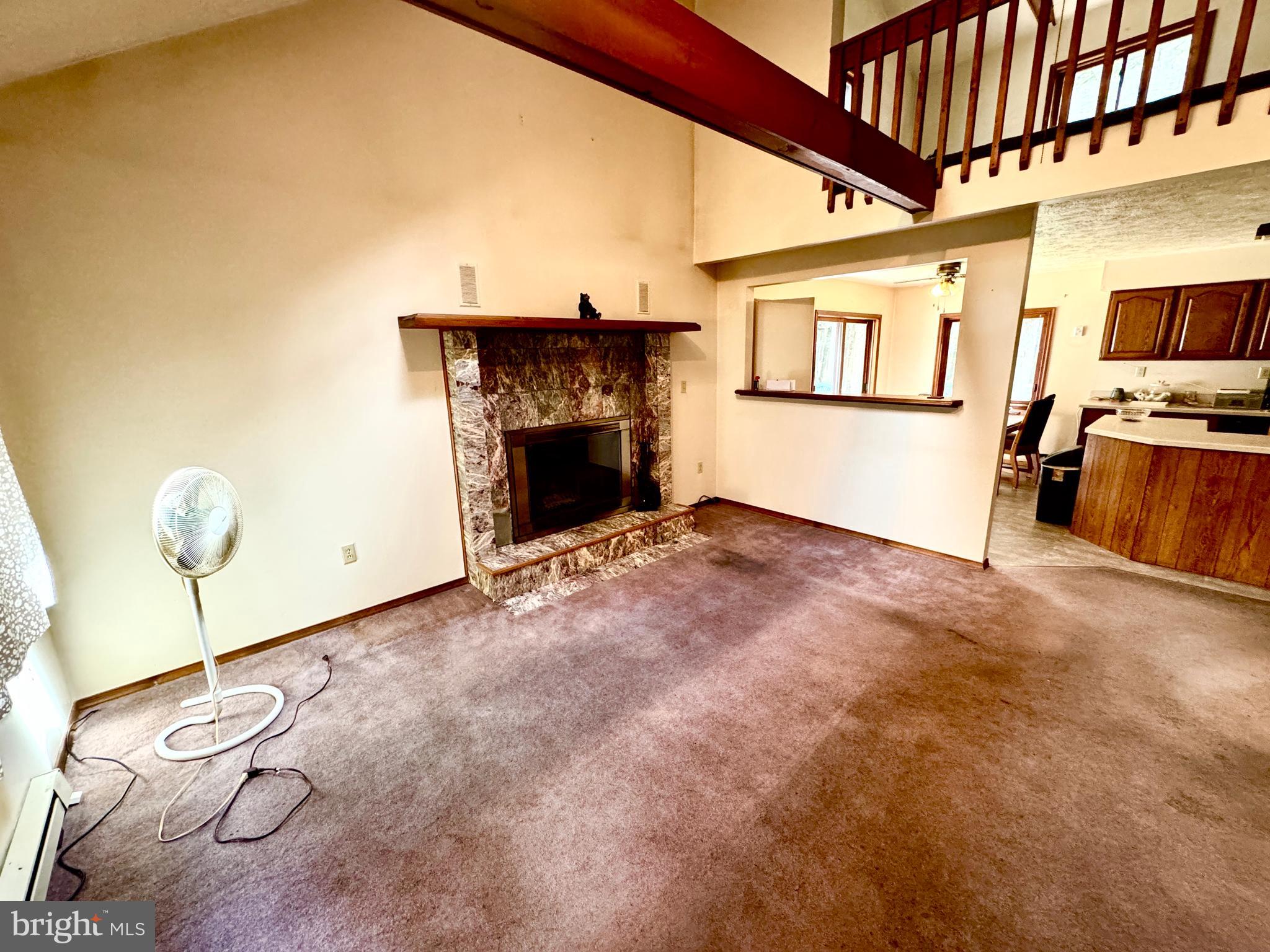 HOLIDAY POCONO - Residential