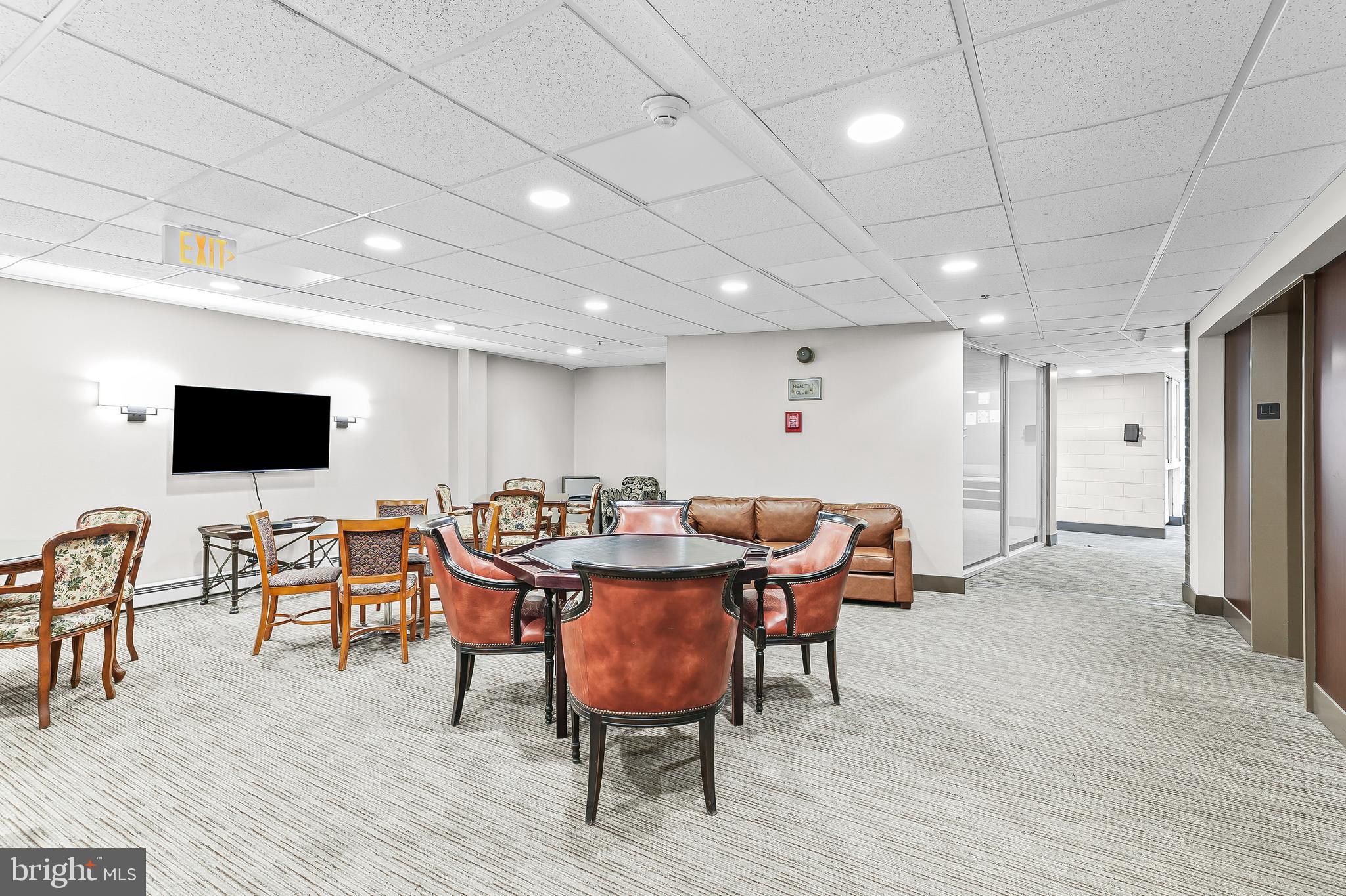 GREEN HILL - Residential