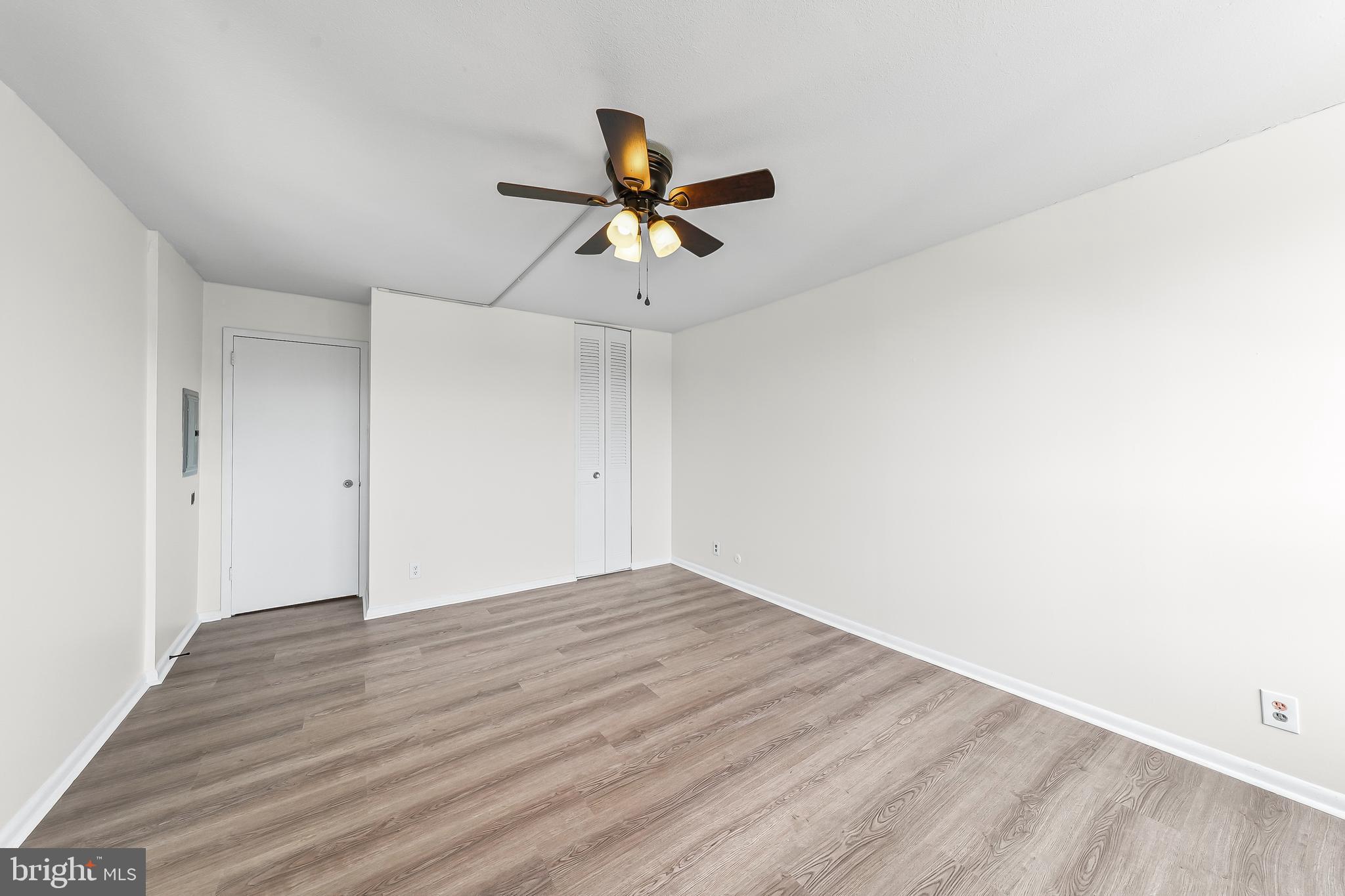 GREEN HILL - Residential