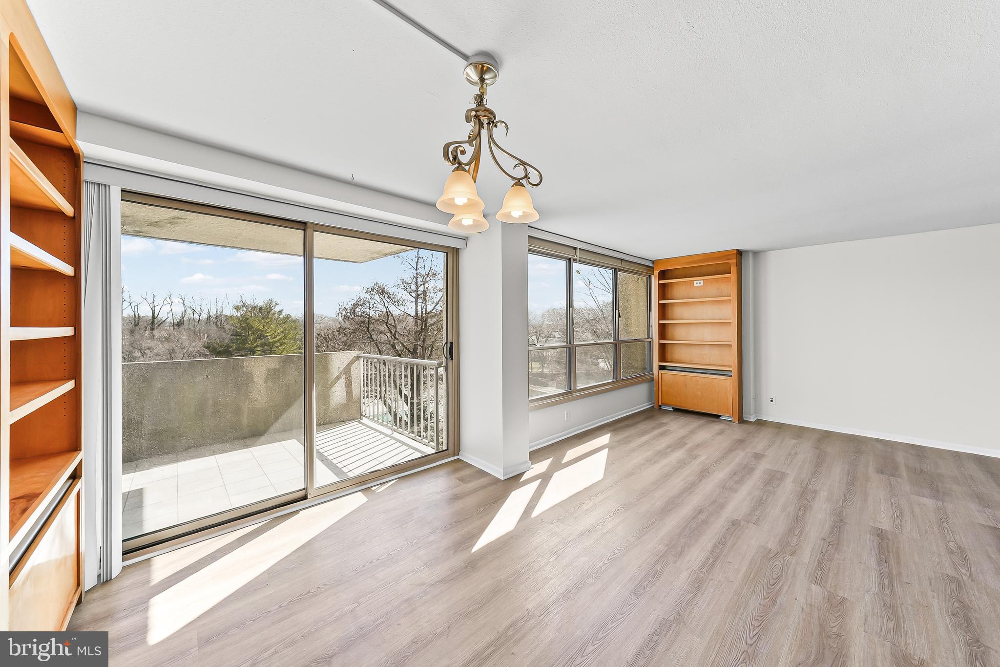 GREEN HILL - Residential