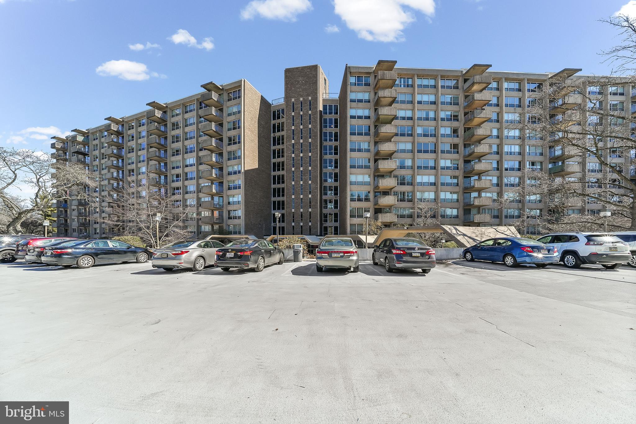 GREEN HILL - Residential