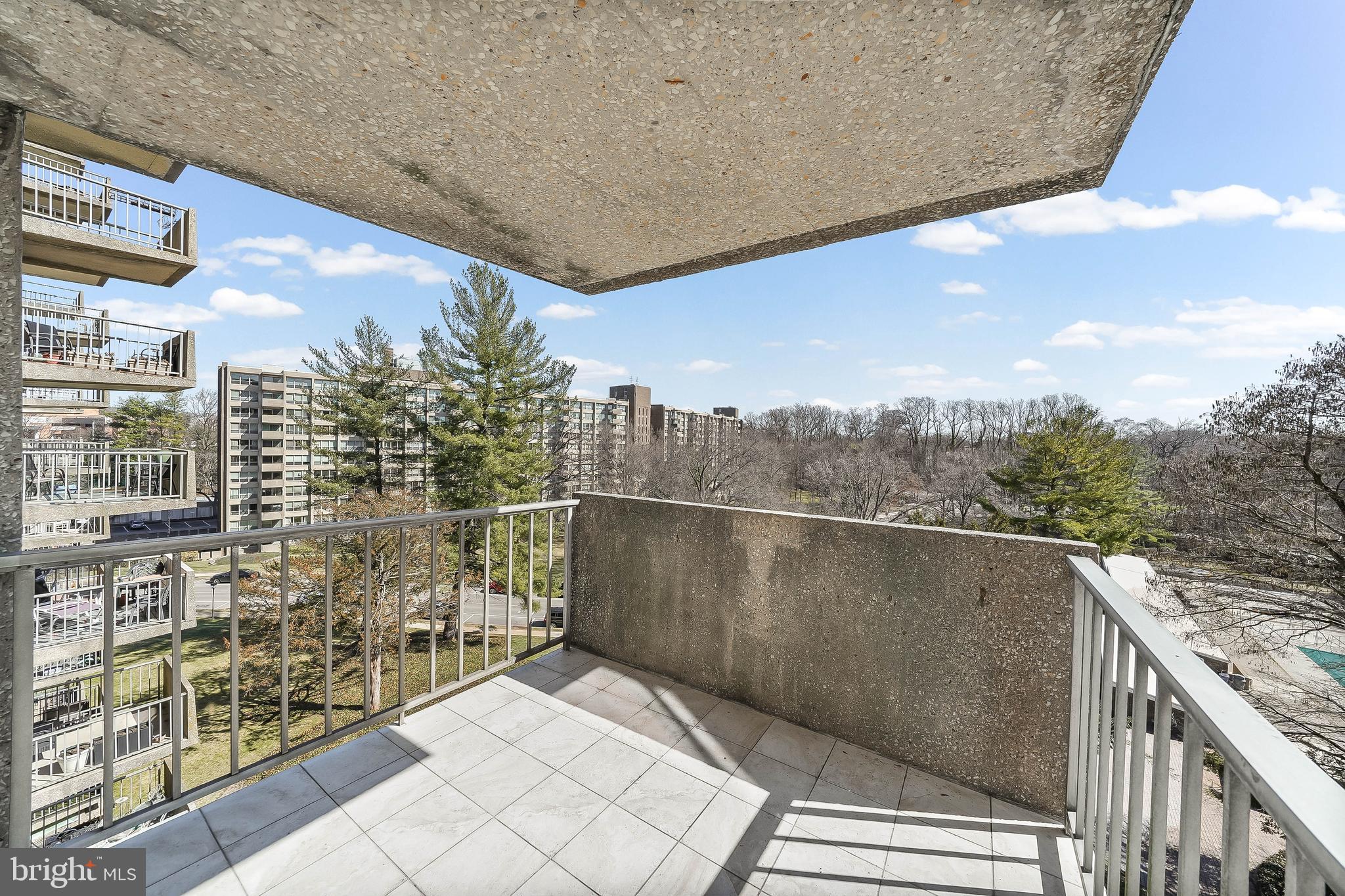 GREEN HILL - Residential