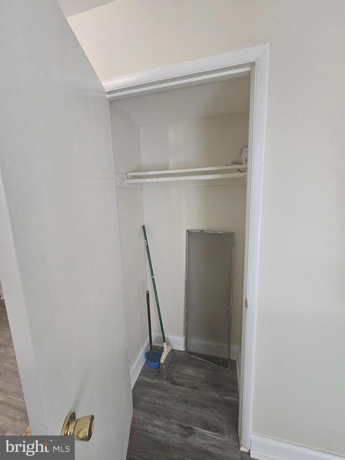 DISTRICT HGTS 05 - Residential Lease