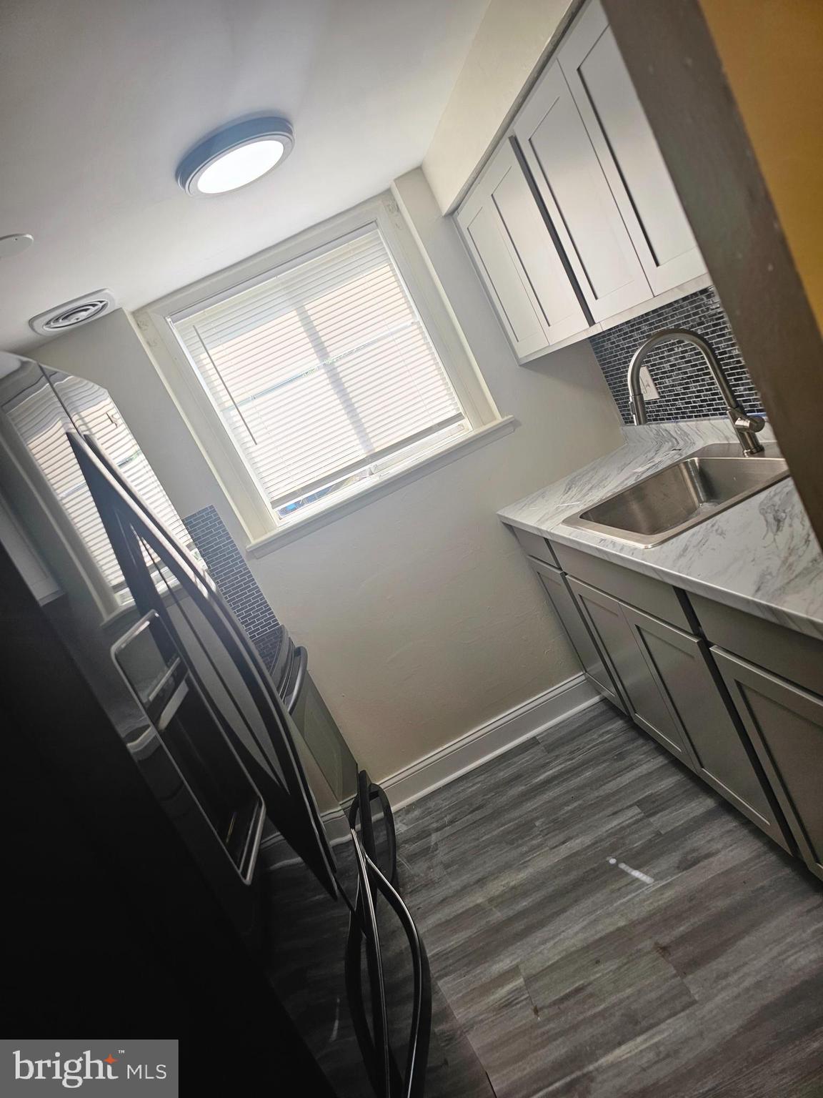 DISTRICT HGTS 05 - Residential Lease