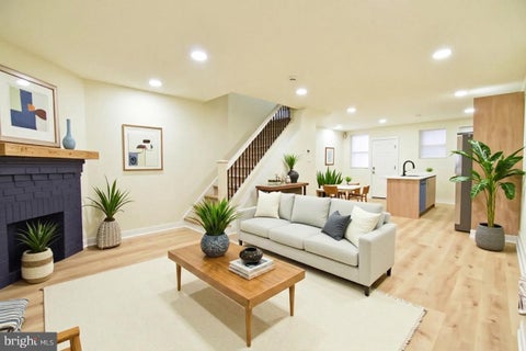 Townhouse For Sale - 5814 Crittenden Street<br/> PHILADELPHIA, PA 19138