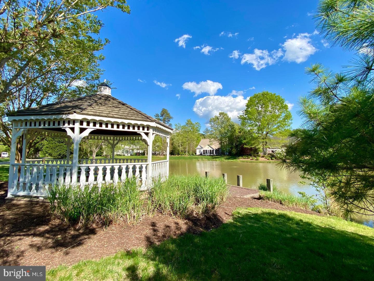 FAWN LAKE - Residential