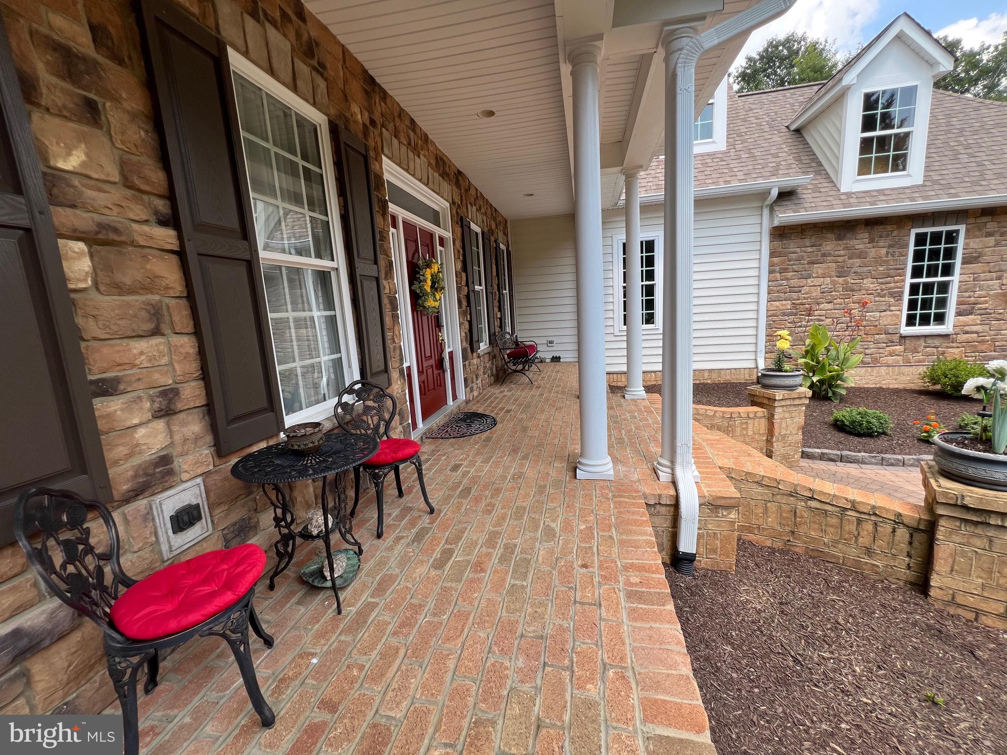 FAWN LAKE - Residential