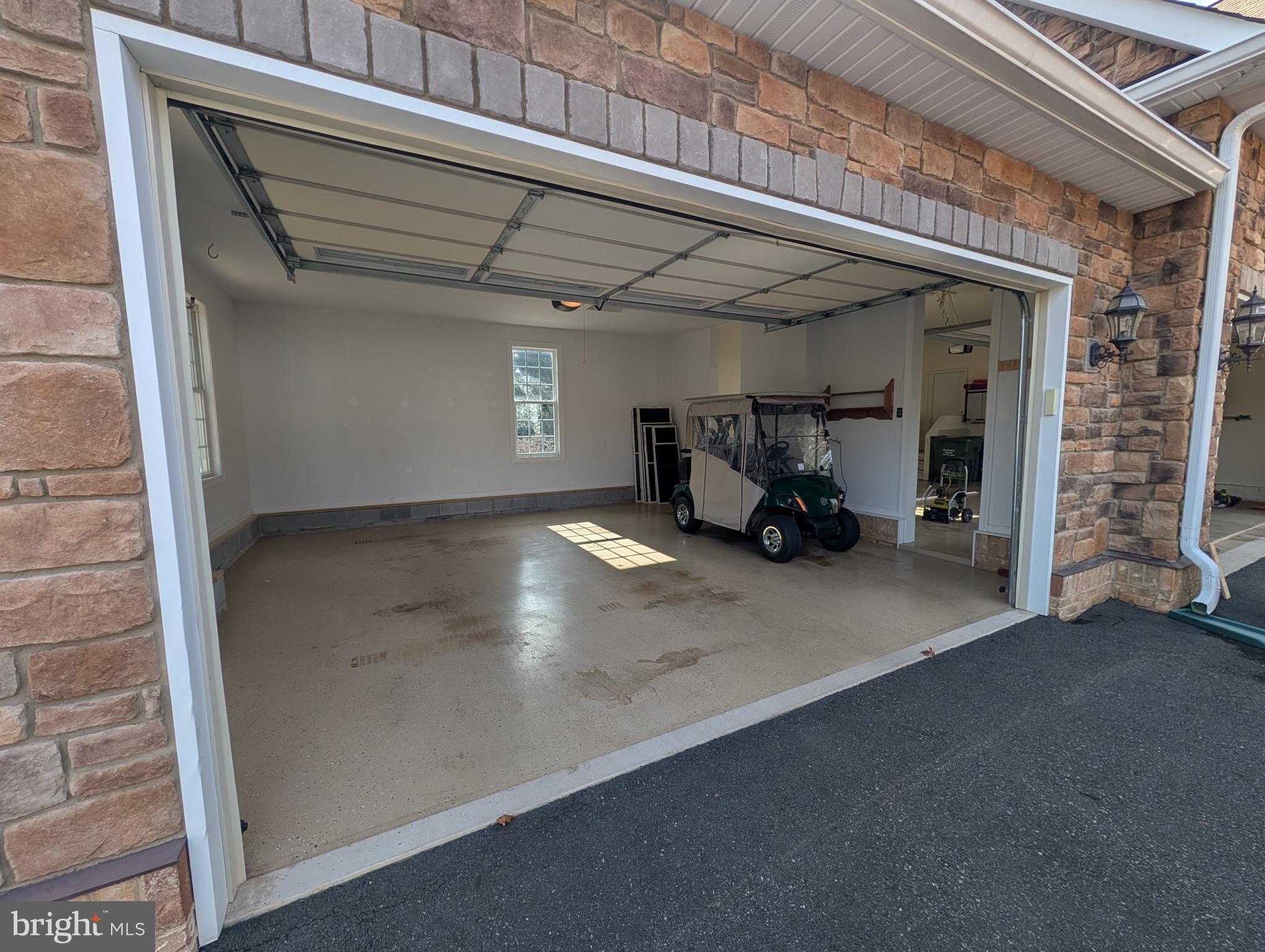 FAWN LAKE - Residential