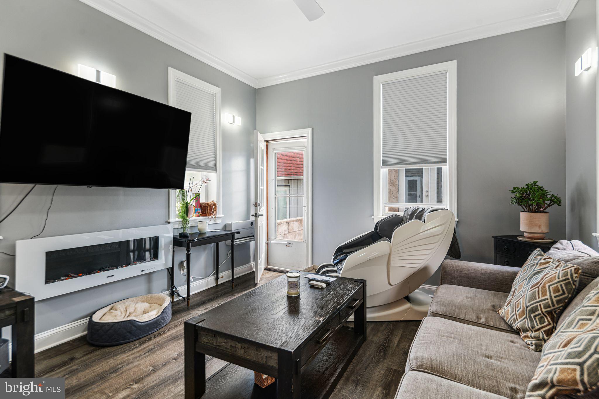 PORT RICHMOND - Residential