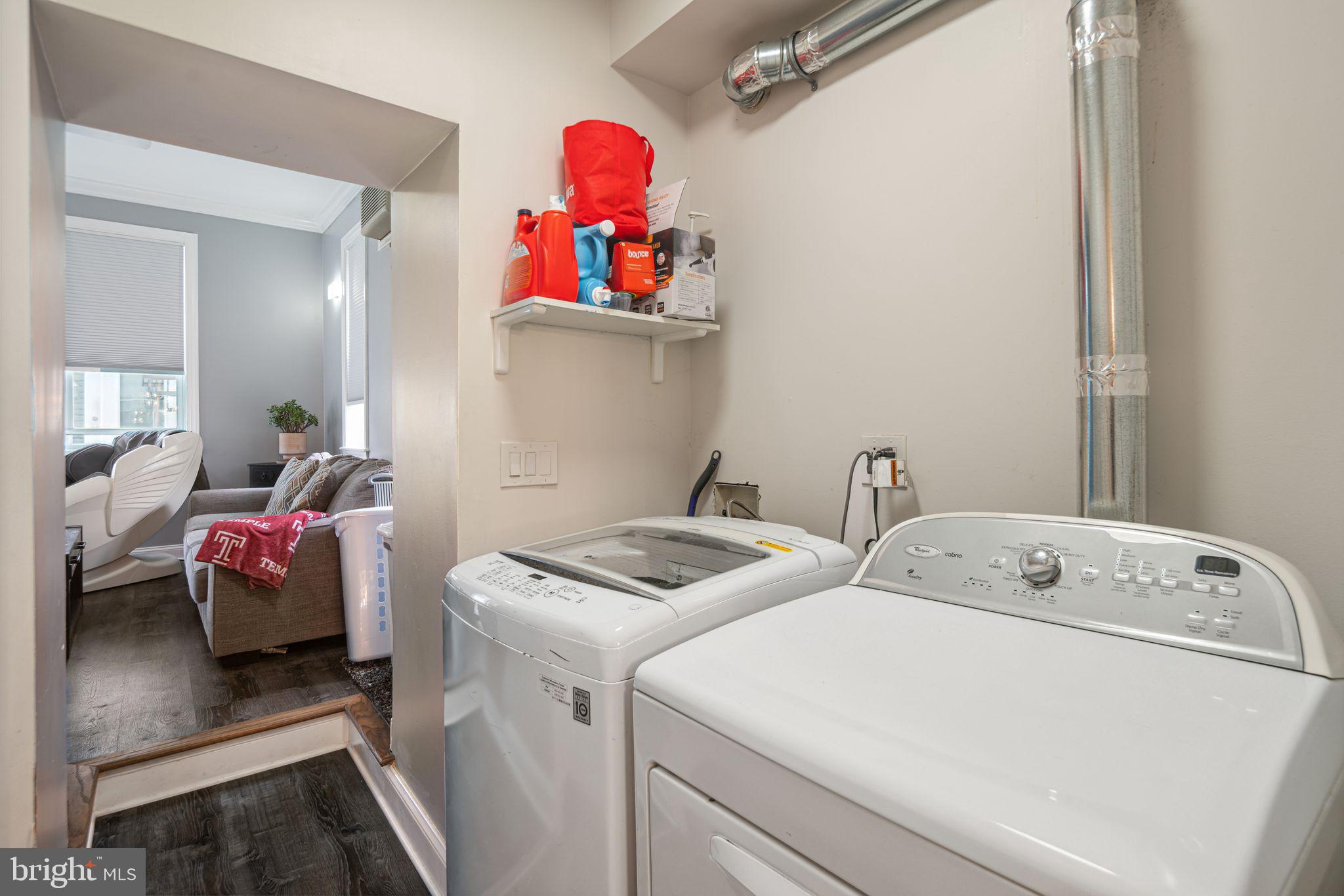 PORT RICHMOND - Residential