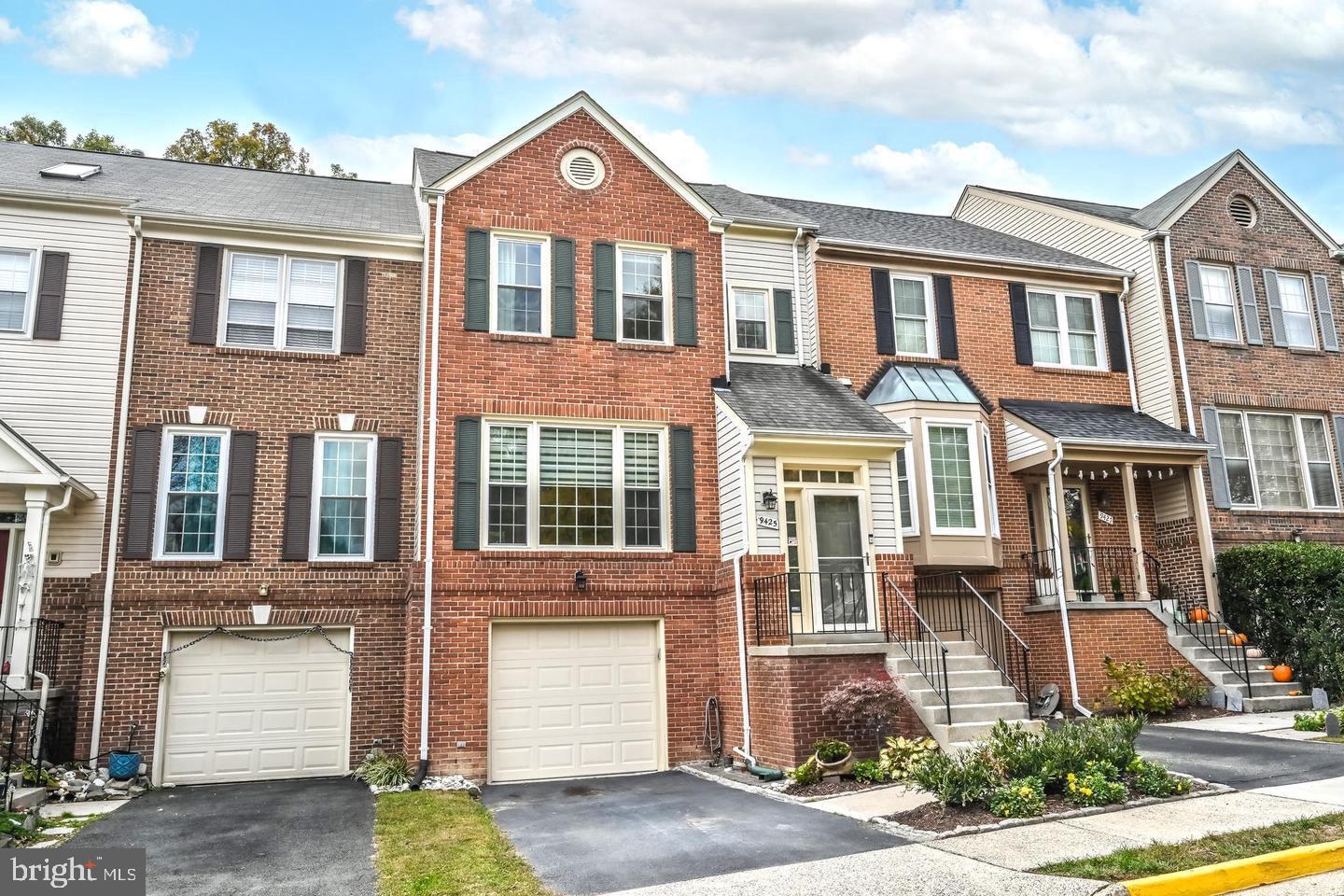 9425 WILLIAM KIRK LANE