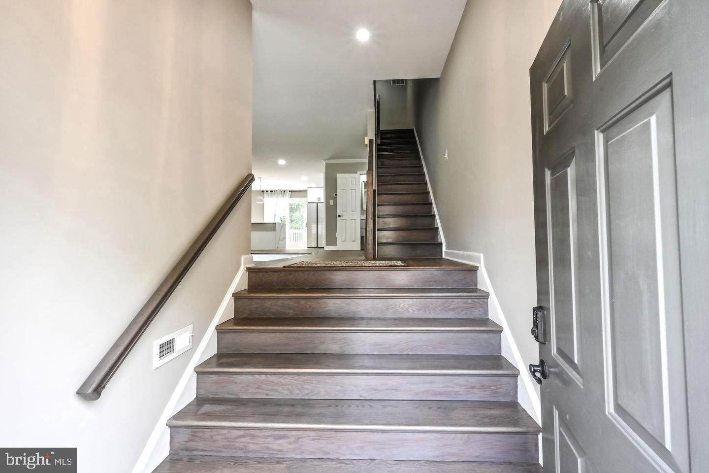 9425 WILLIAM KIRK LANE