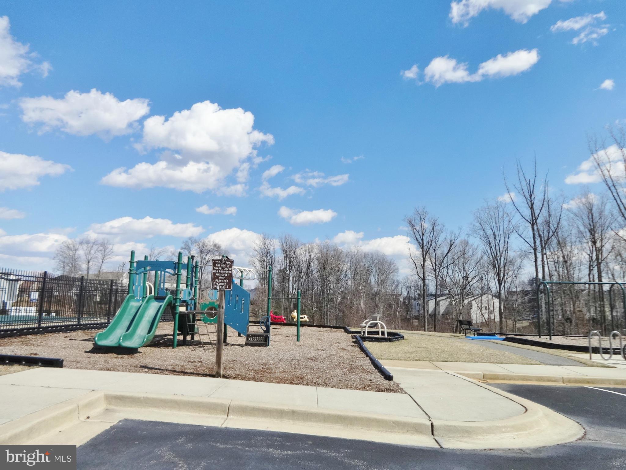 CHAPEL GROVE - Residential