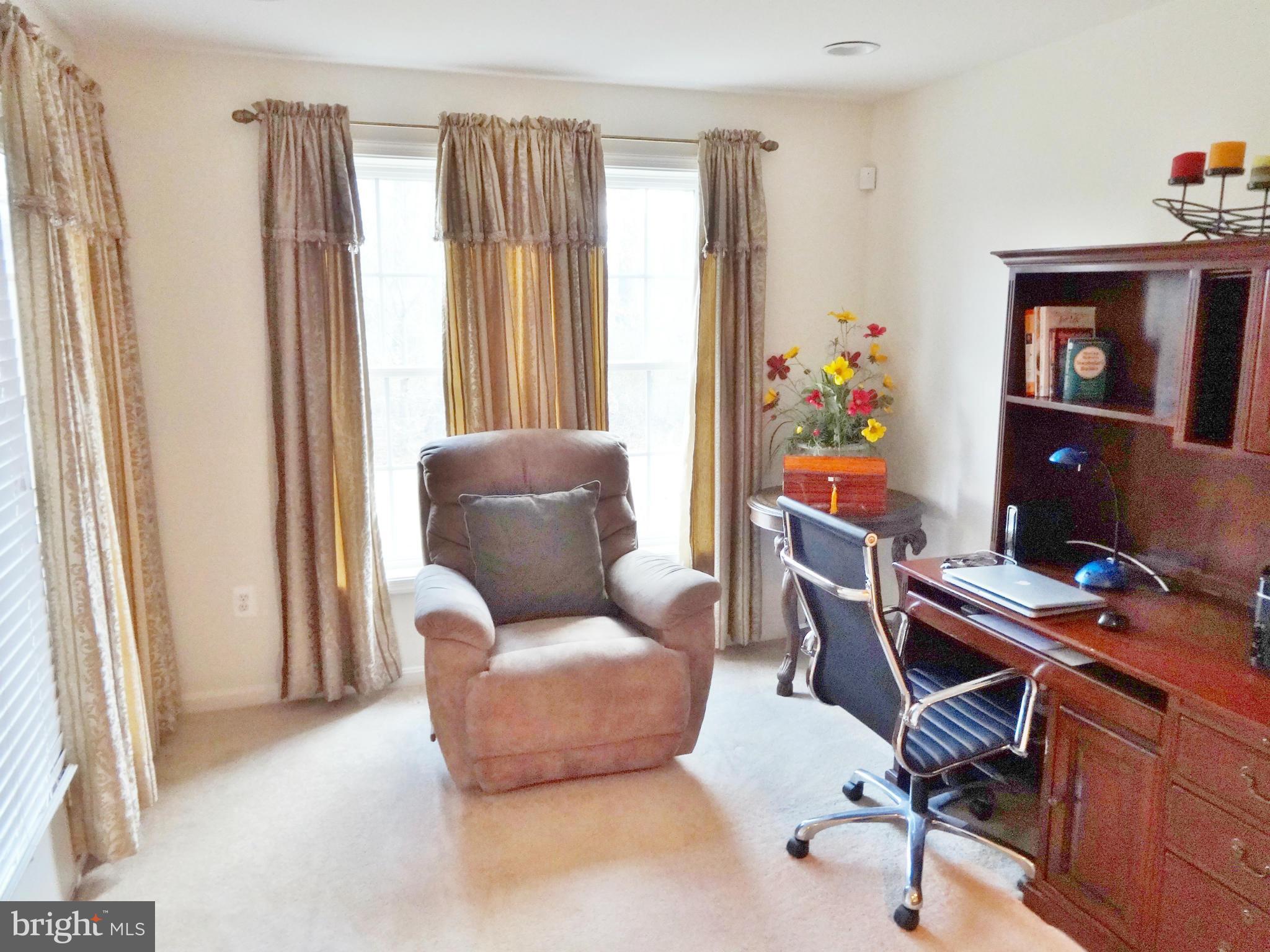 CHAPEL GROVE - Residential