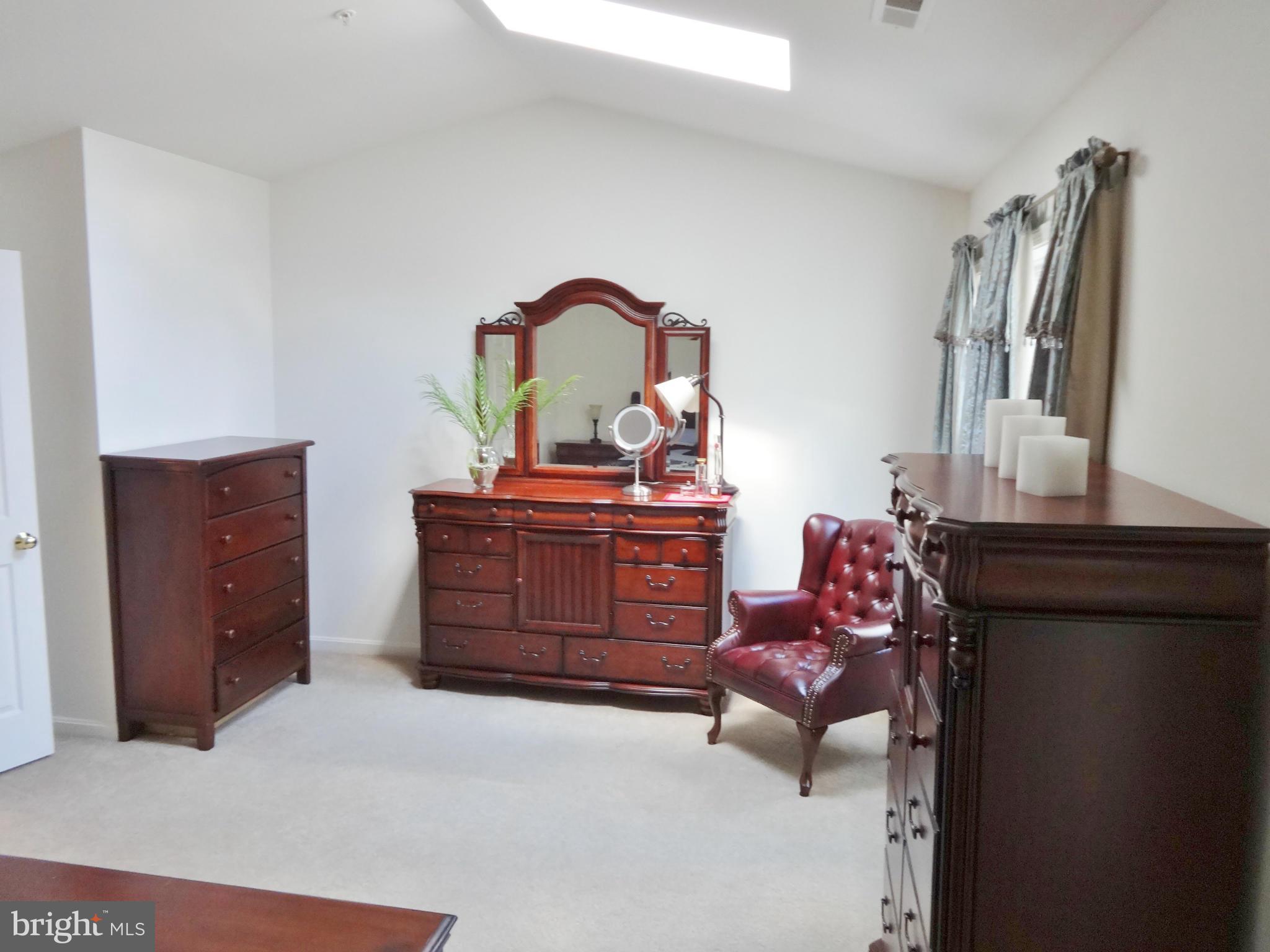 CHAPEL GROVE - Residential