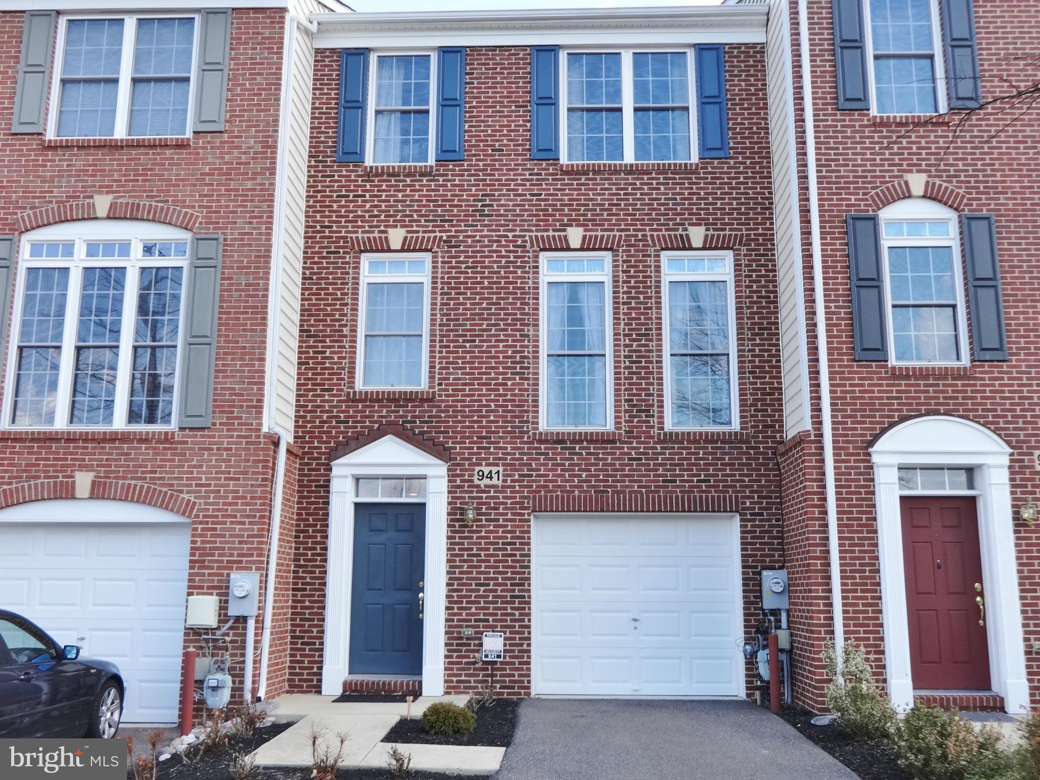 CHAPEL GROVE - Residential