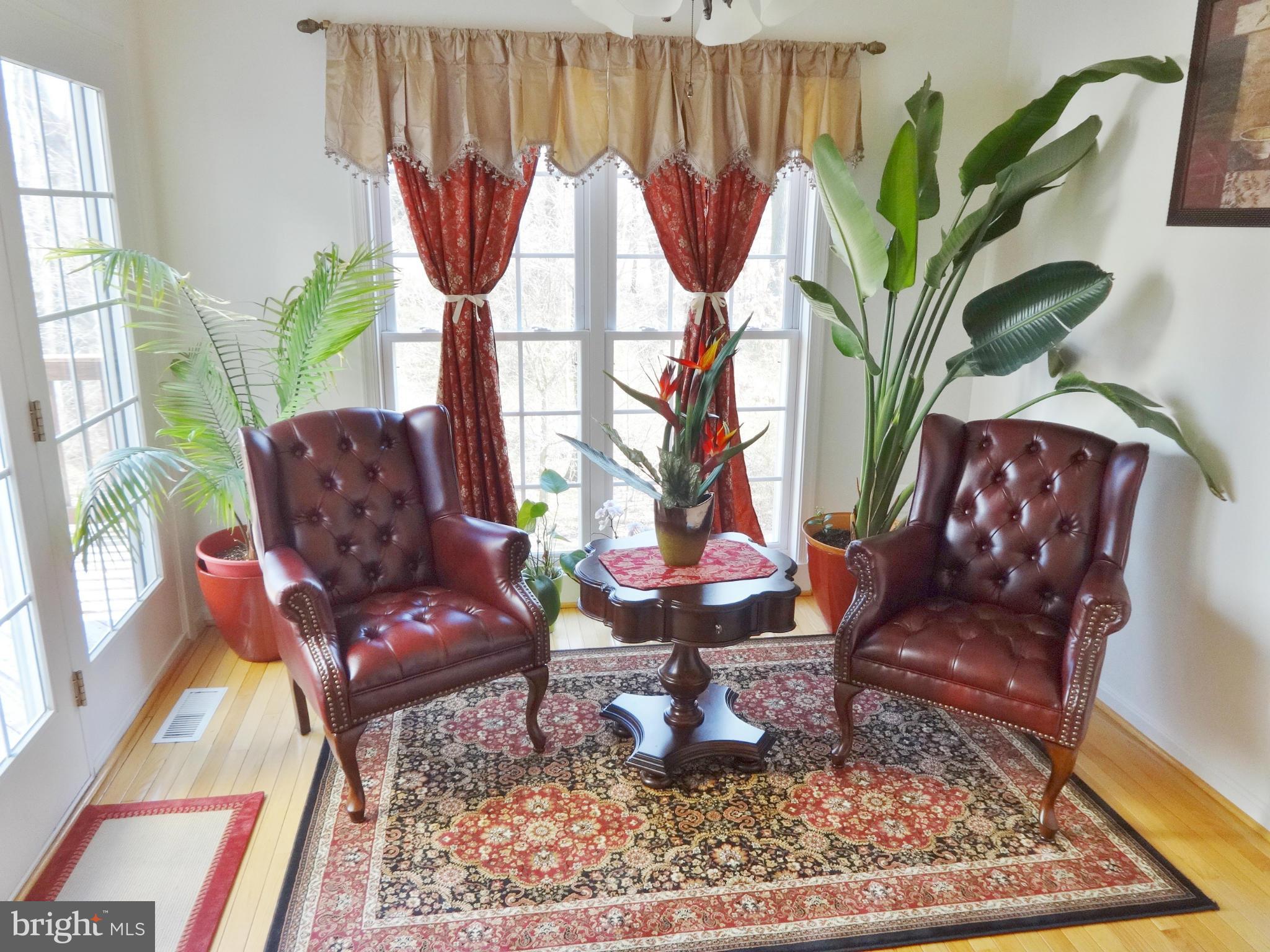 CHAPEL GROVE - Residential