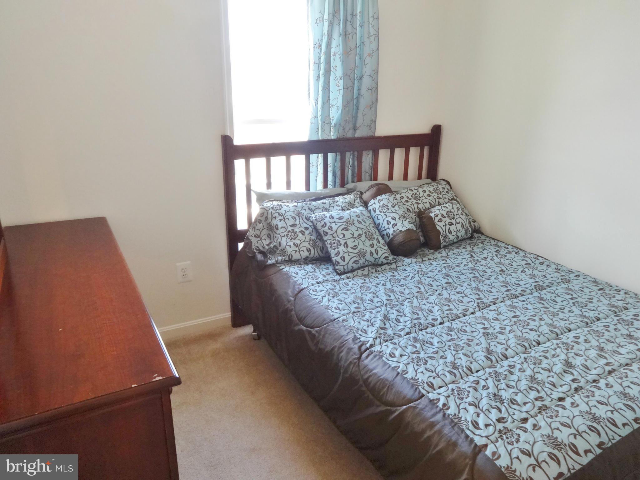 CHAPEL GROVE - Residential