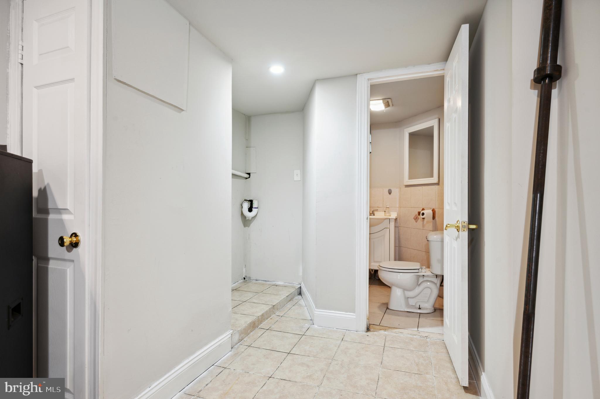 GERMANTOWN - Residential