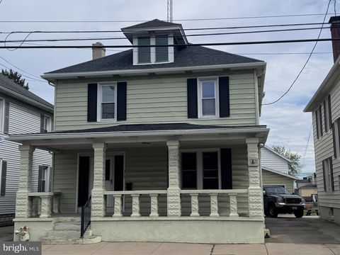 Homes For Sale - 315 N Queen Street<br/> Adams County, LITTLESTOWN, PA 17340