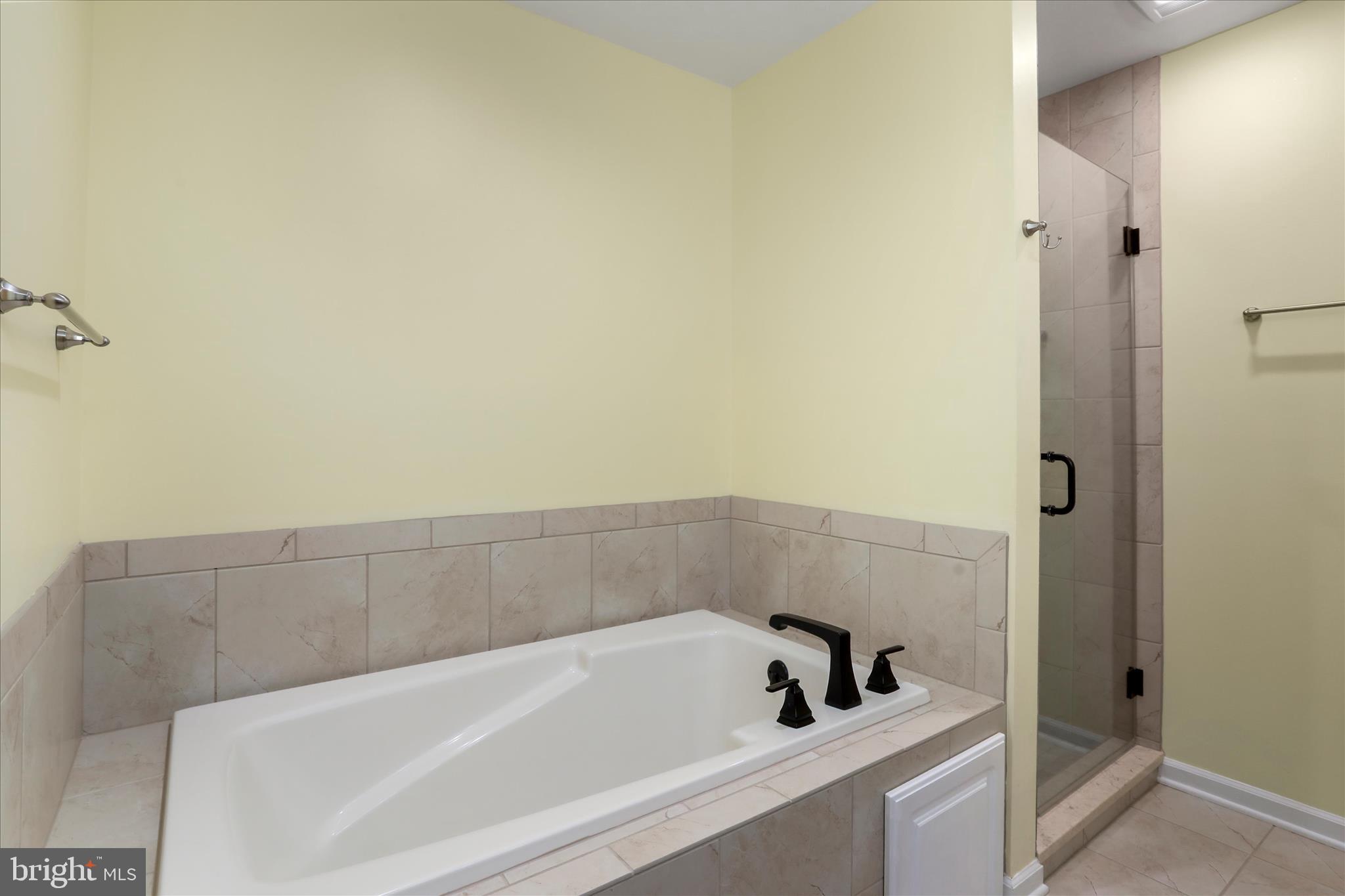 NORTH GATE TOWNE HOMES - Residential