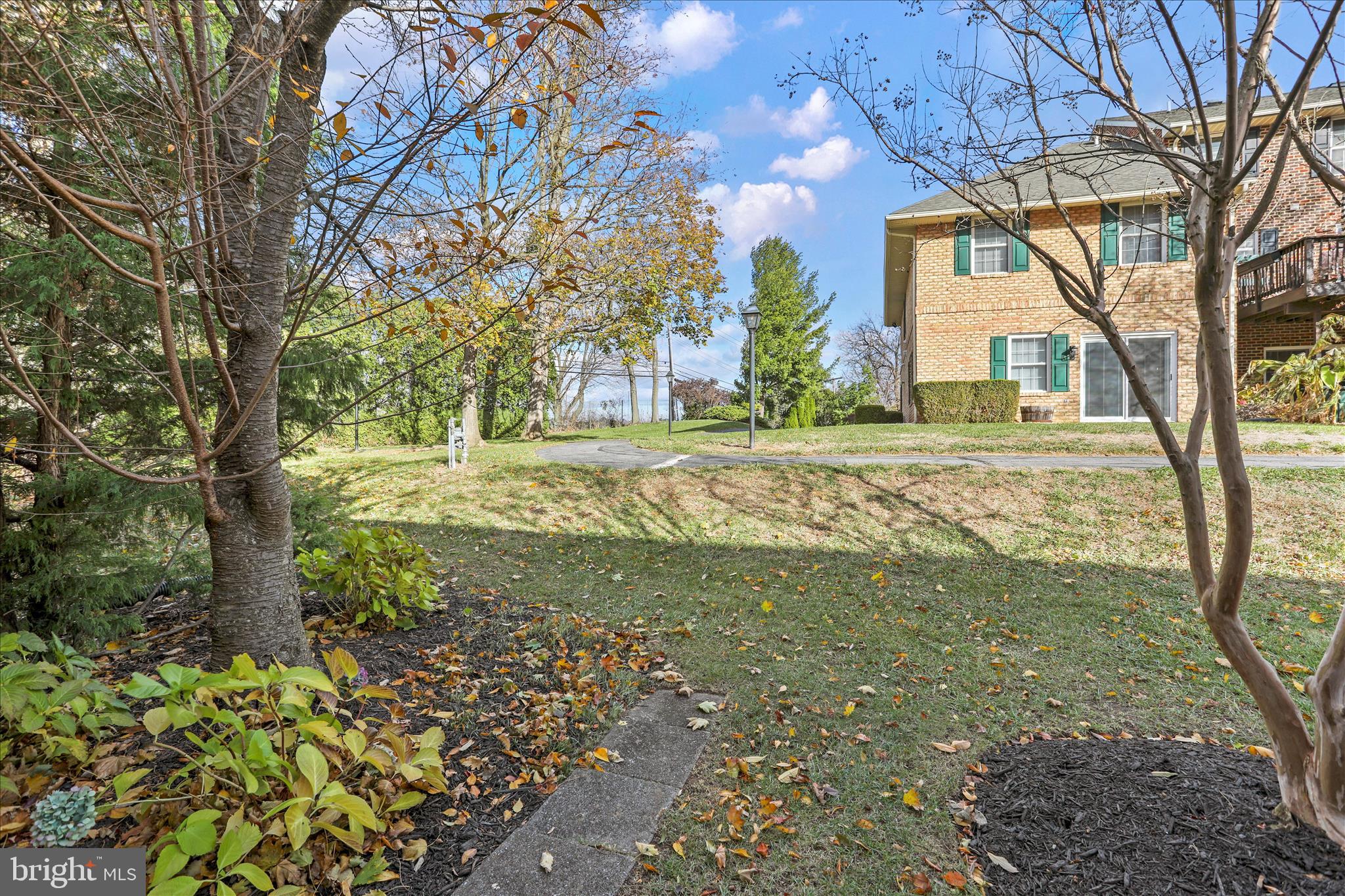 NORTH GATE TOWNE HOMES - Residential