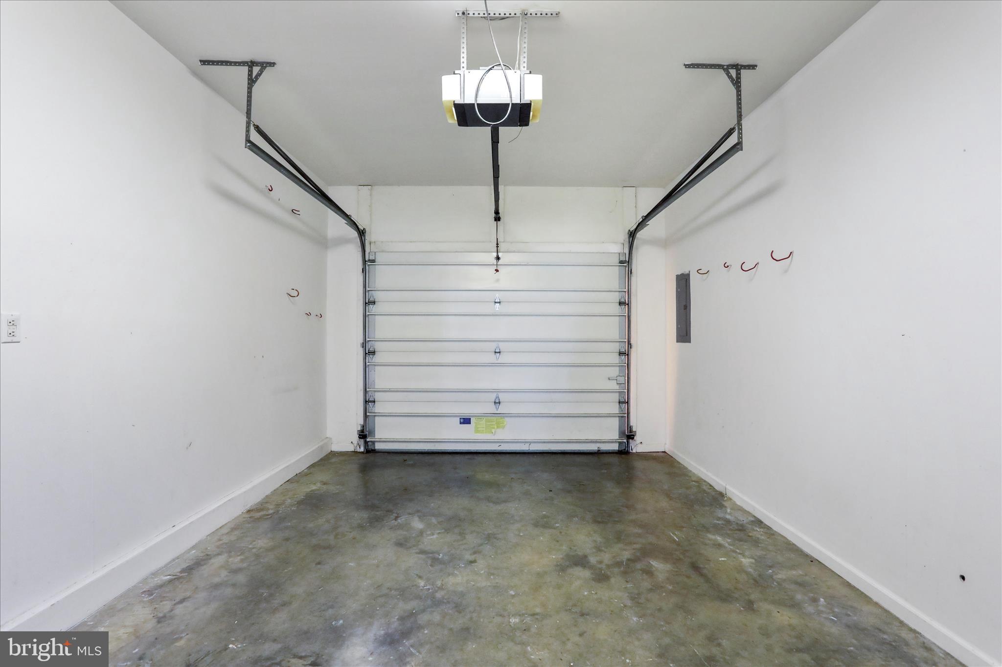 NORTH GATE TOWNE HOMES - Residential