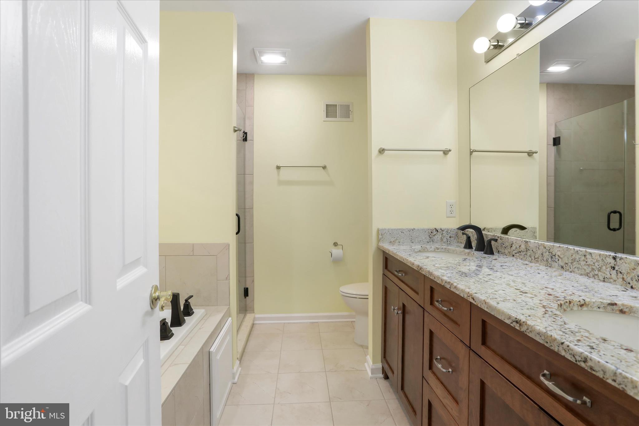 NORTH GATE TOWNE HOMES - Residential