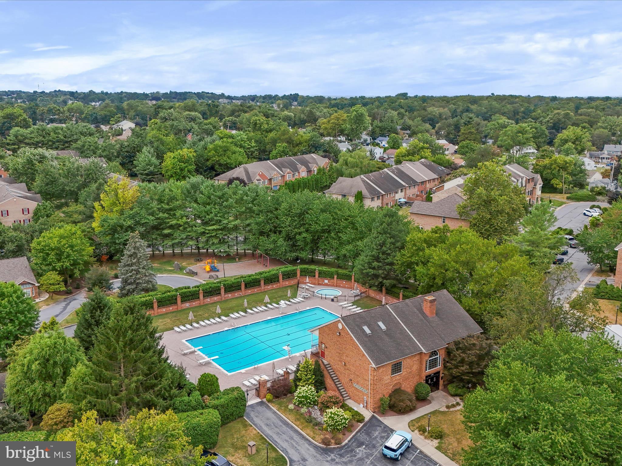 NORTH GATE TOWNE HOMES - Residential