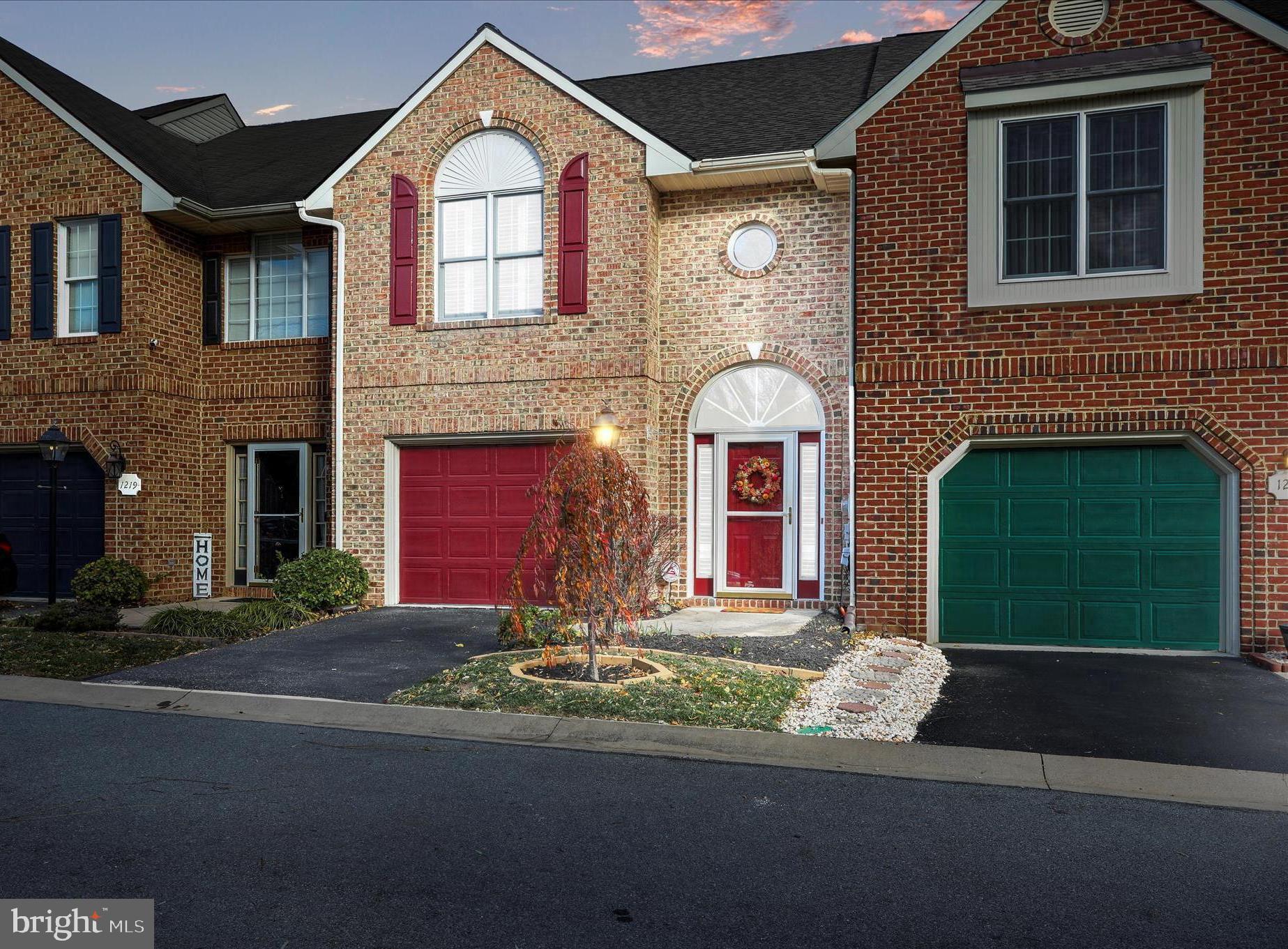 NORTH GATE TOWNE HOMES - Residential