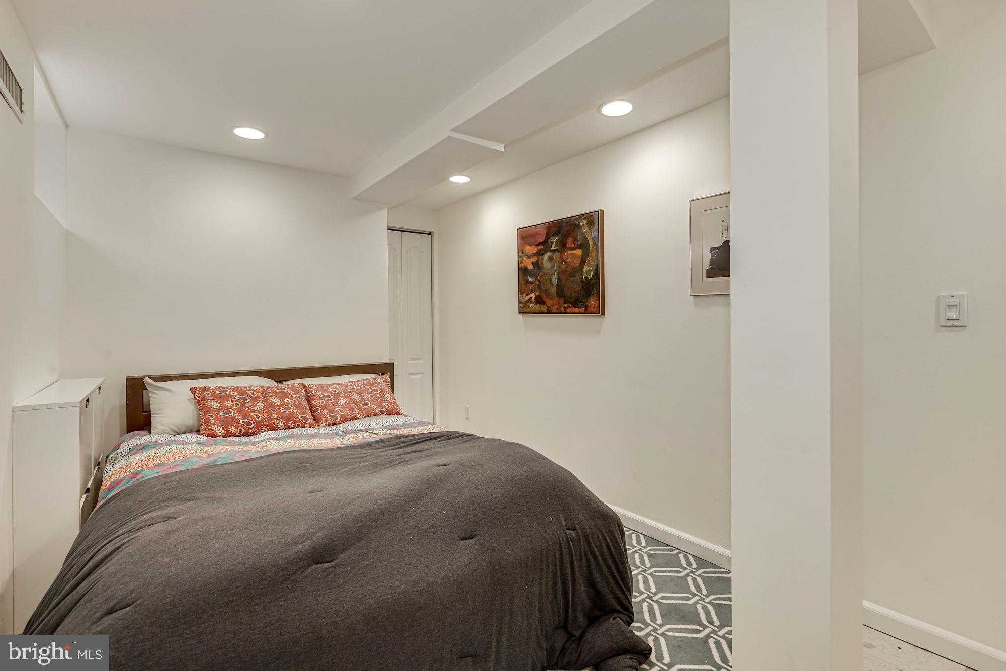 ROSEMARY HILLS - Residential