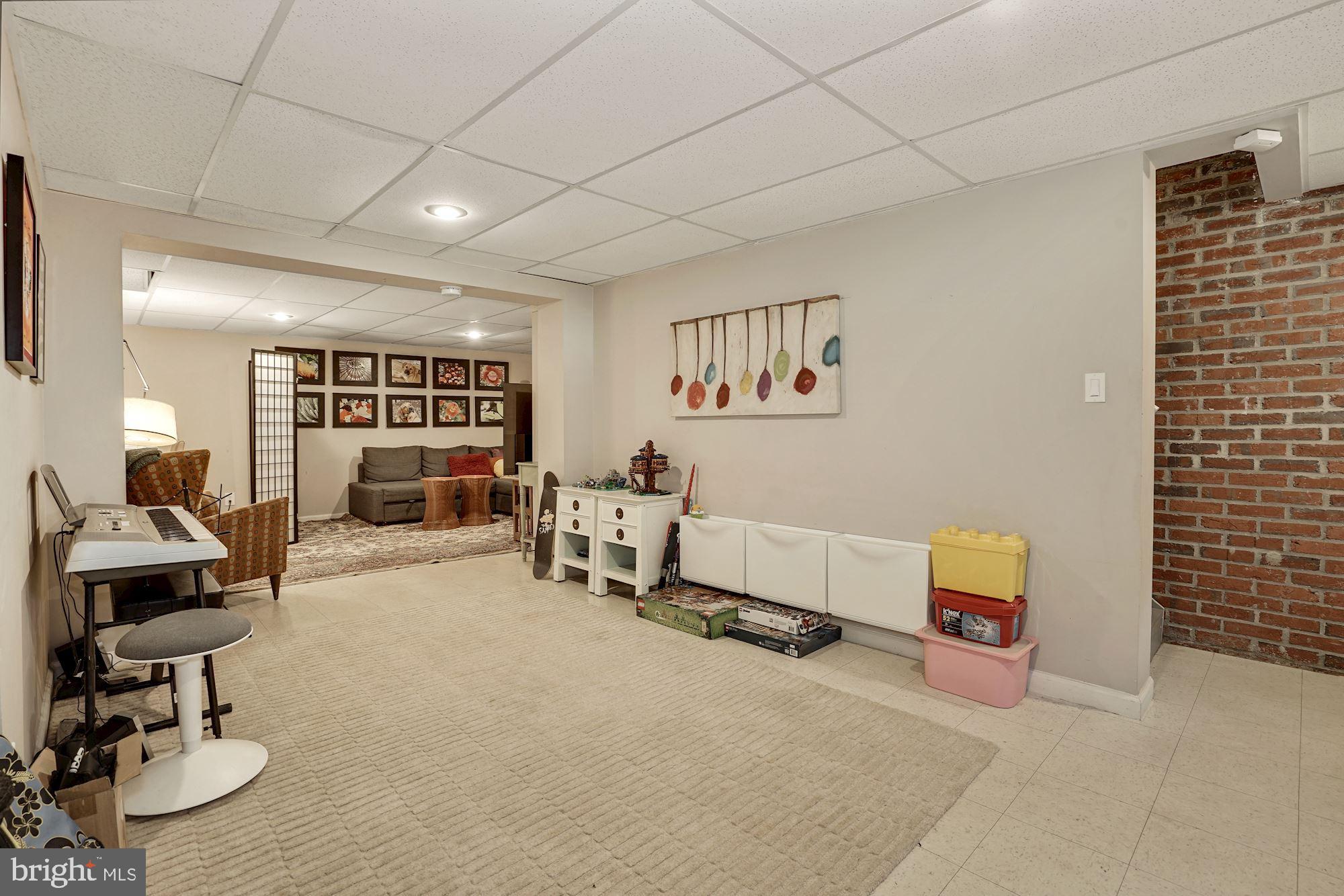 ROSEMARY HILLS - Residential