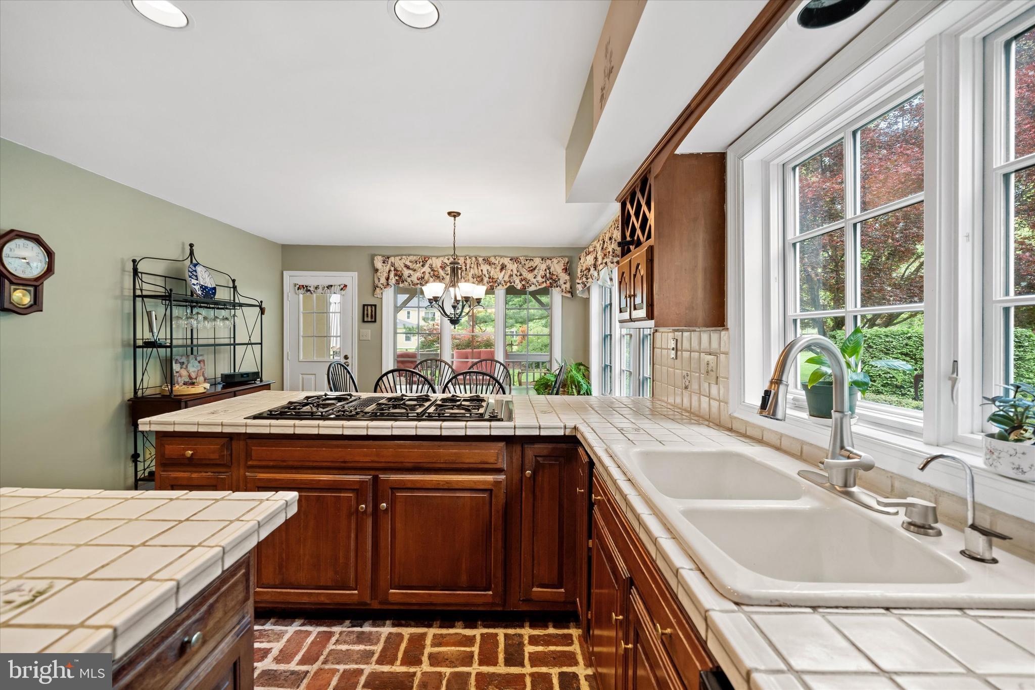 RADLEY RUN - Residential
